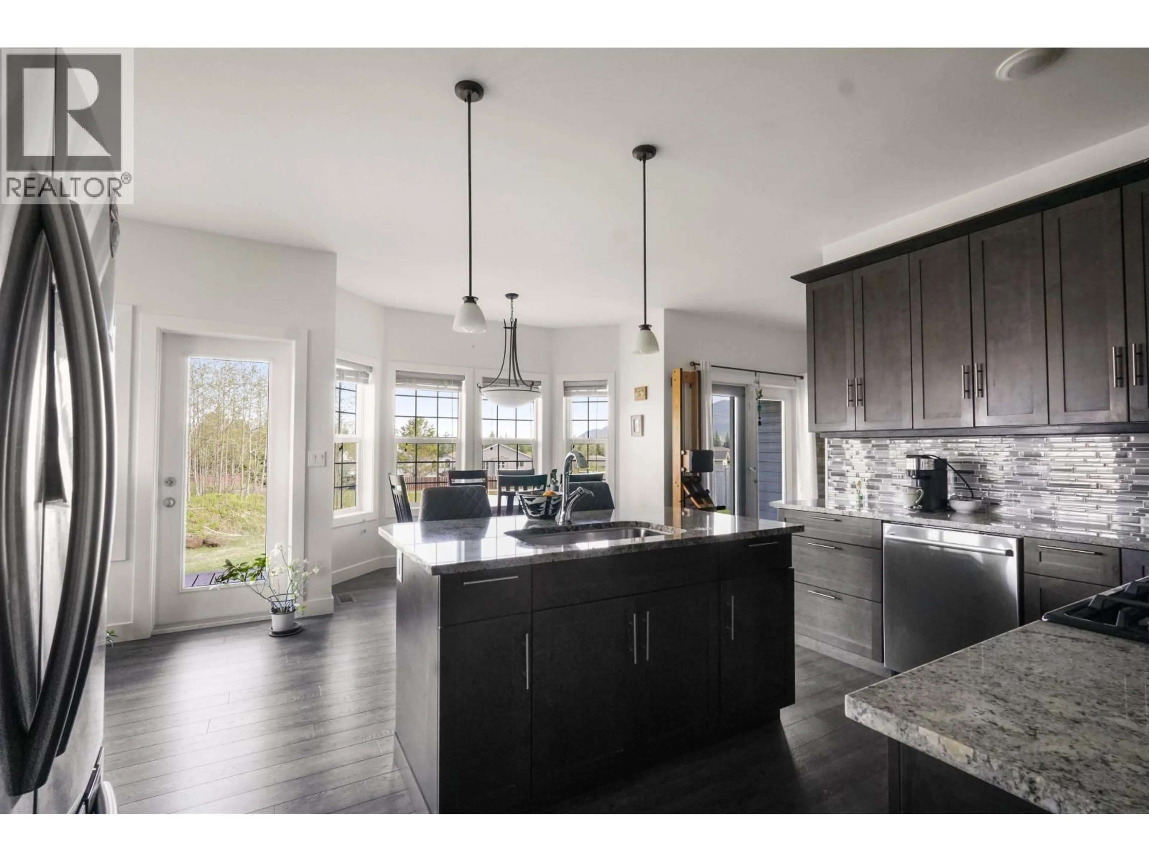 Open concept kitchen, unknown for 34 WOZNEY STREET, Kitimat British Columbia V8C2S2
