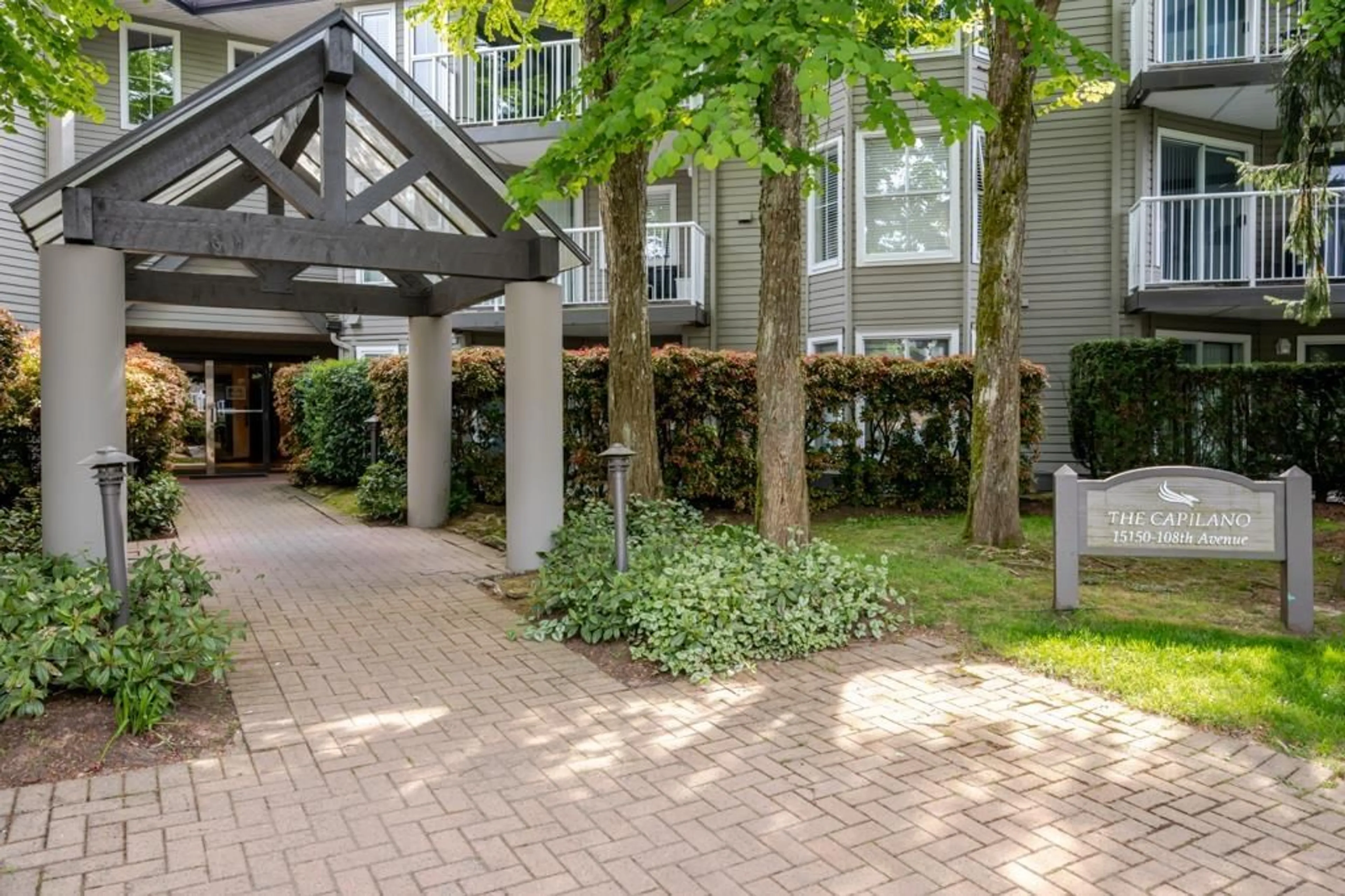 Patio, street for 201 - 15150 108 AVENUE, Surrey British Columbia V3R0V1