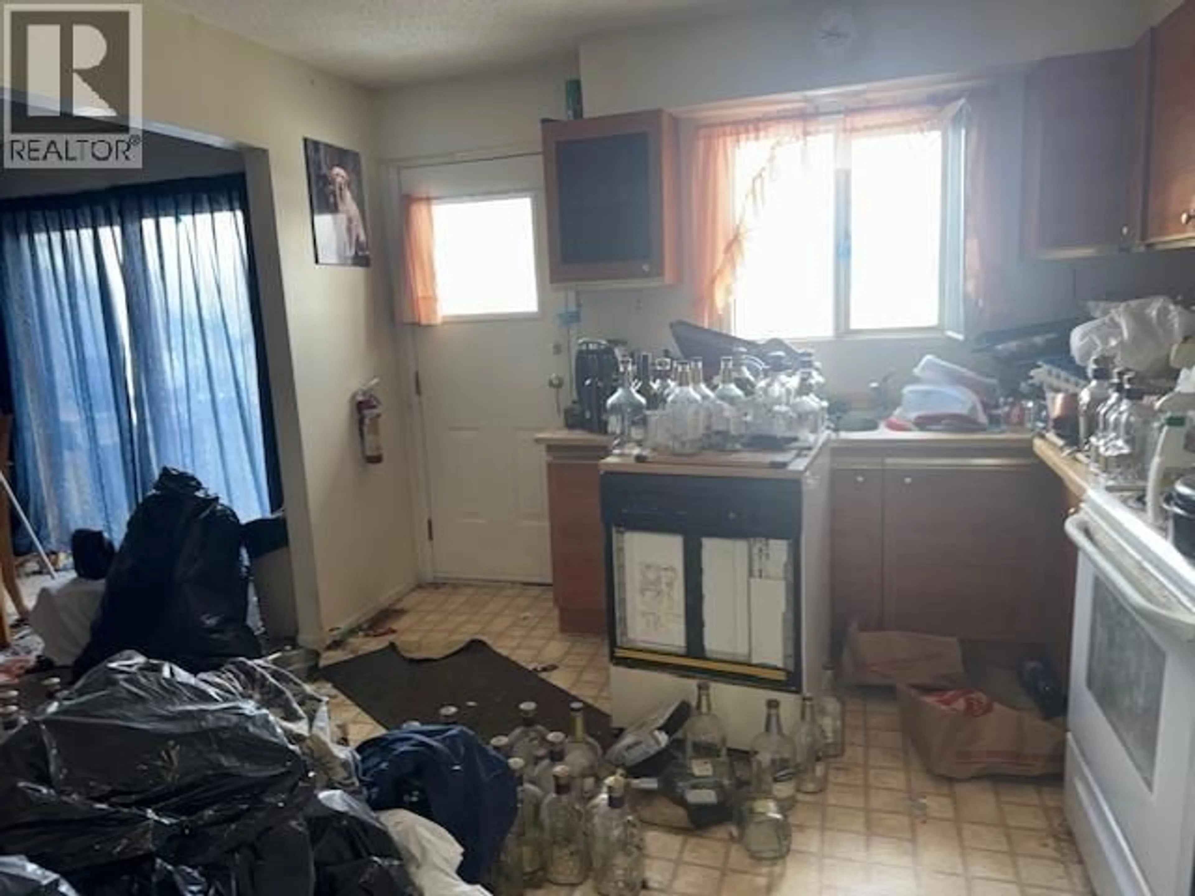 A pic of a room for 3632 EIGHTEENTH AVENUE, Smithers British Columbia V0J2N0