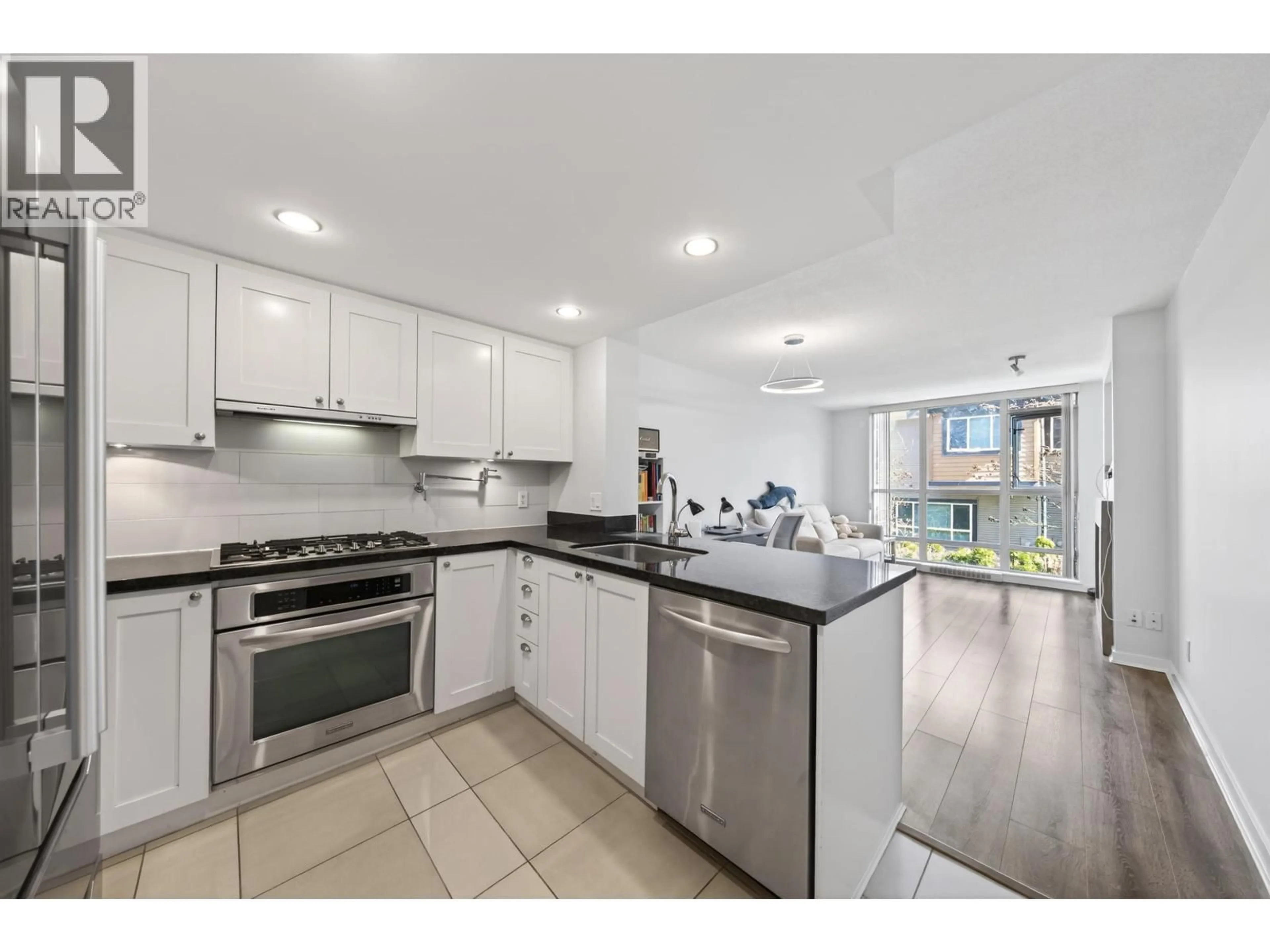 Open concept kitchen, ceramic/tile floor for 208 - 9373 HEMLOCK DRIVE, Richmond British Columbia V6Y0A9