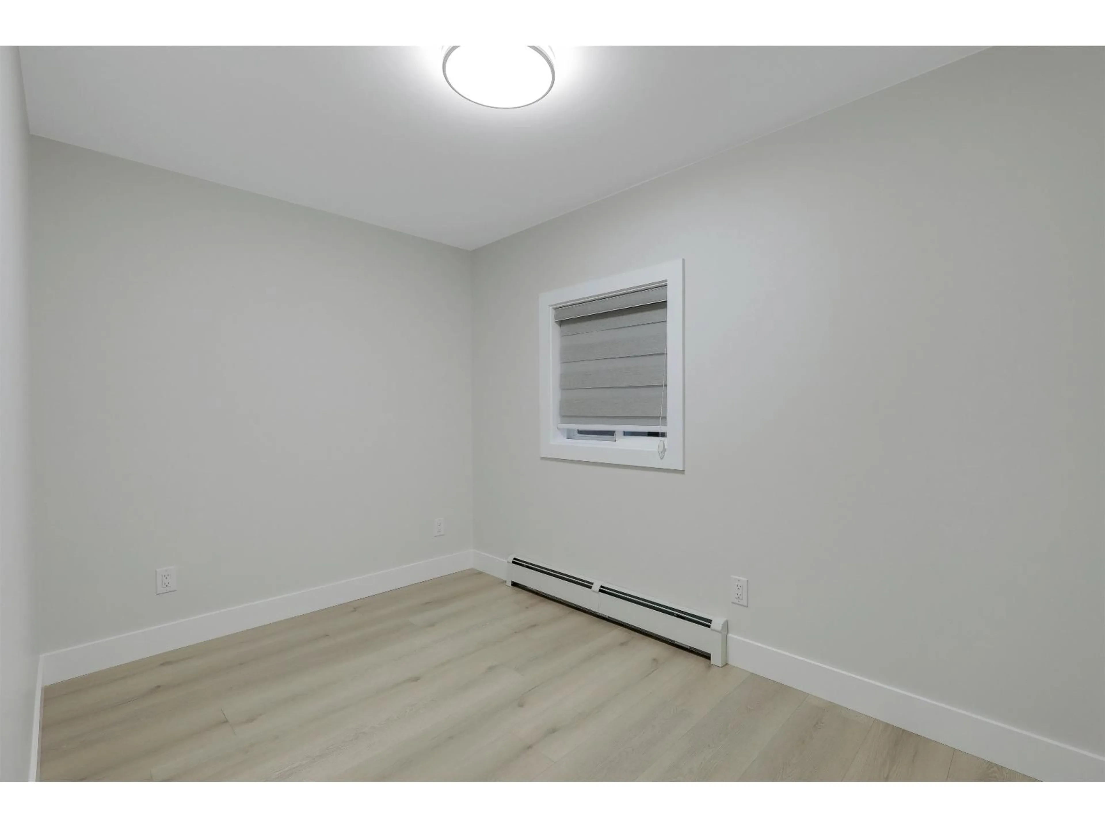 A pic of a room for 12509 77B AVENUE, Surrey British Columbia V3W8L9