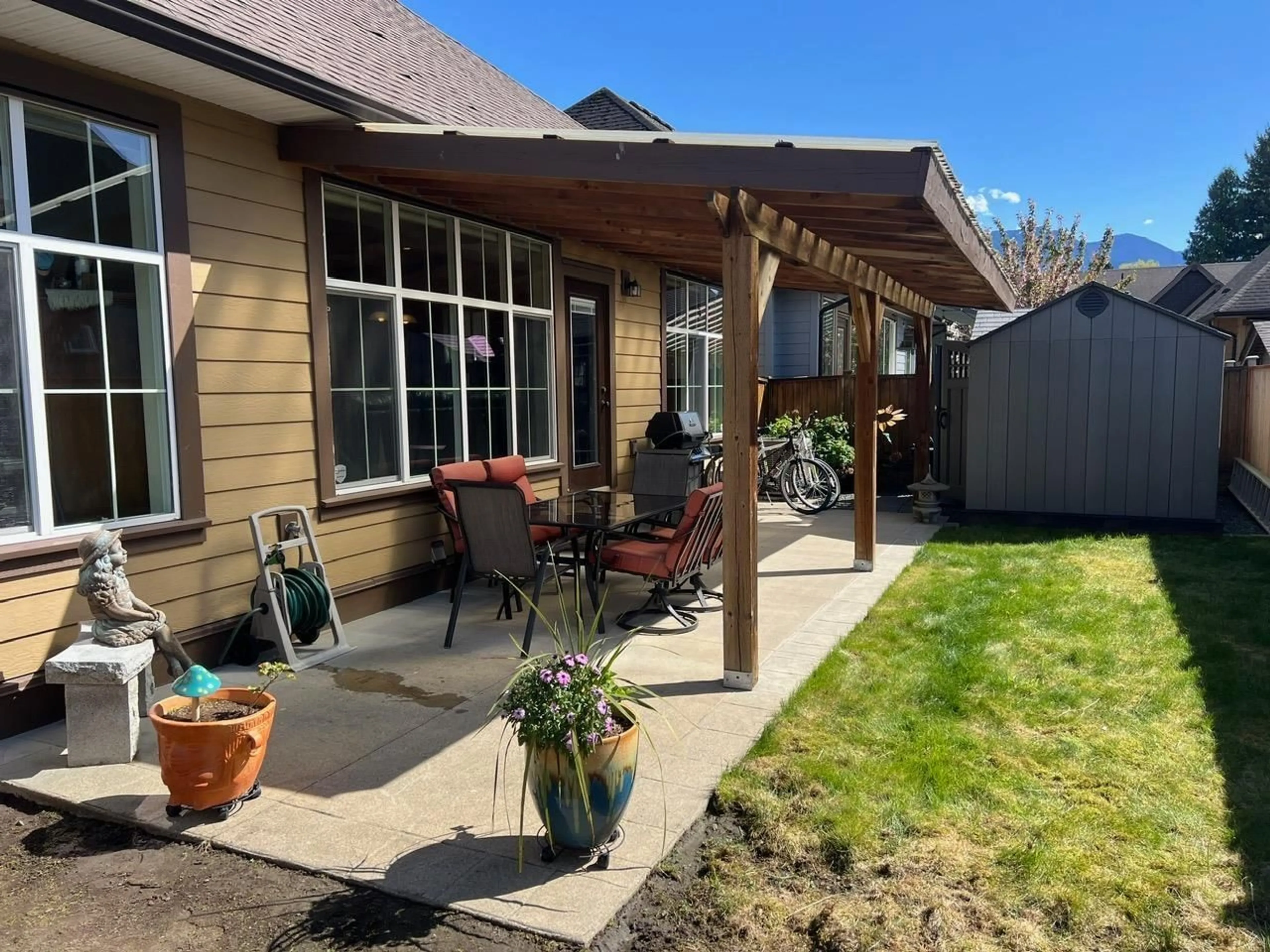 Patio, unknown for 16 - 6110 MILLER DRIVE, Chilliwack British Columbia V2R2H4