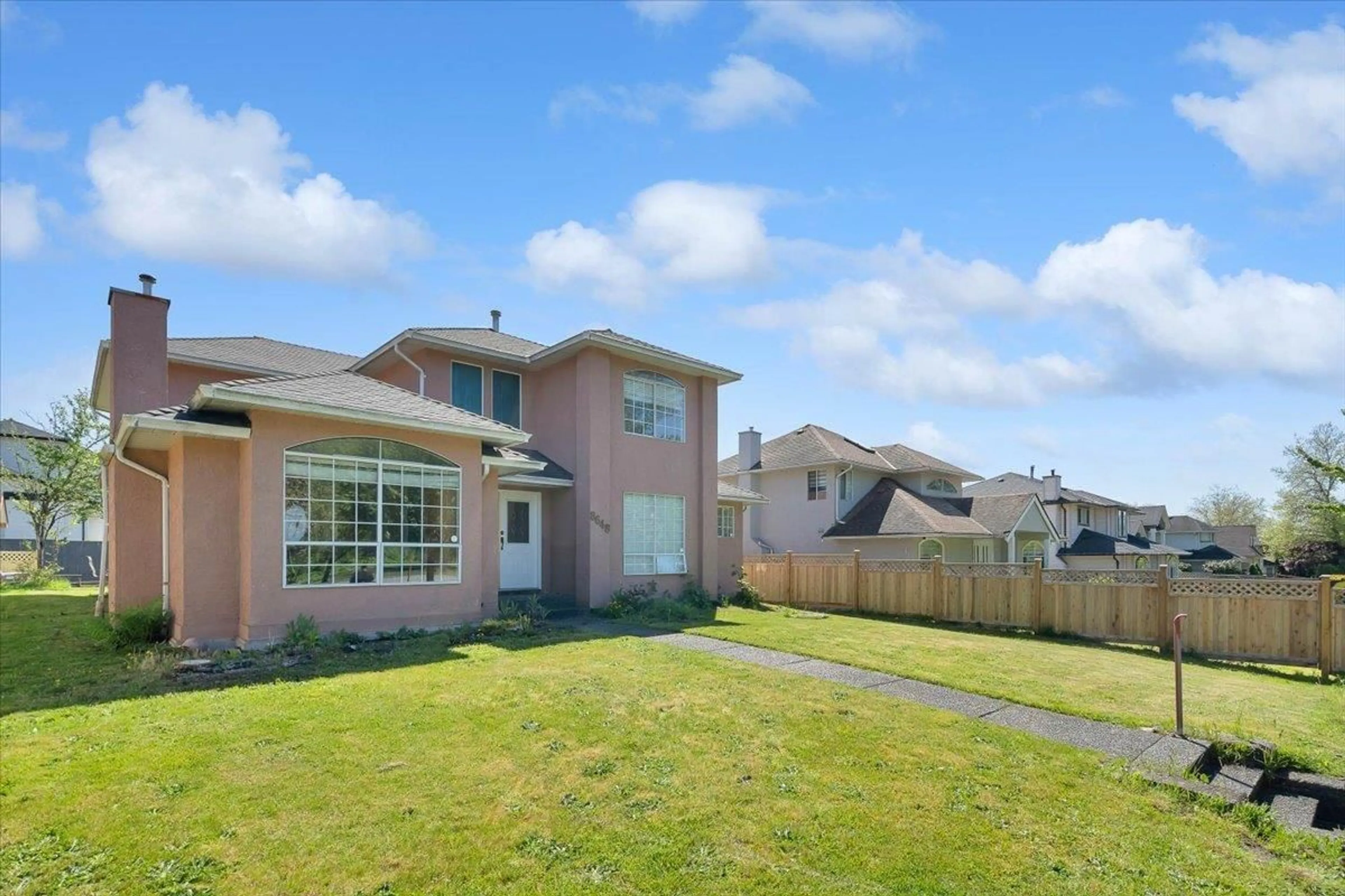 Unknown for 8648 140 STREET, Surrey British Columbia V3W5L3