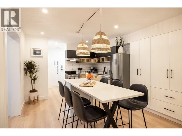 100 - 2021 KAREN CRESCENT, Whistler 4