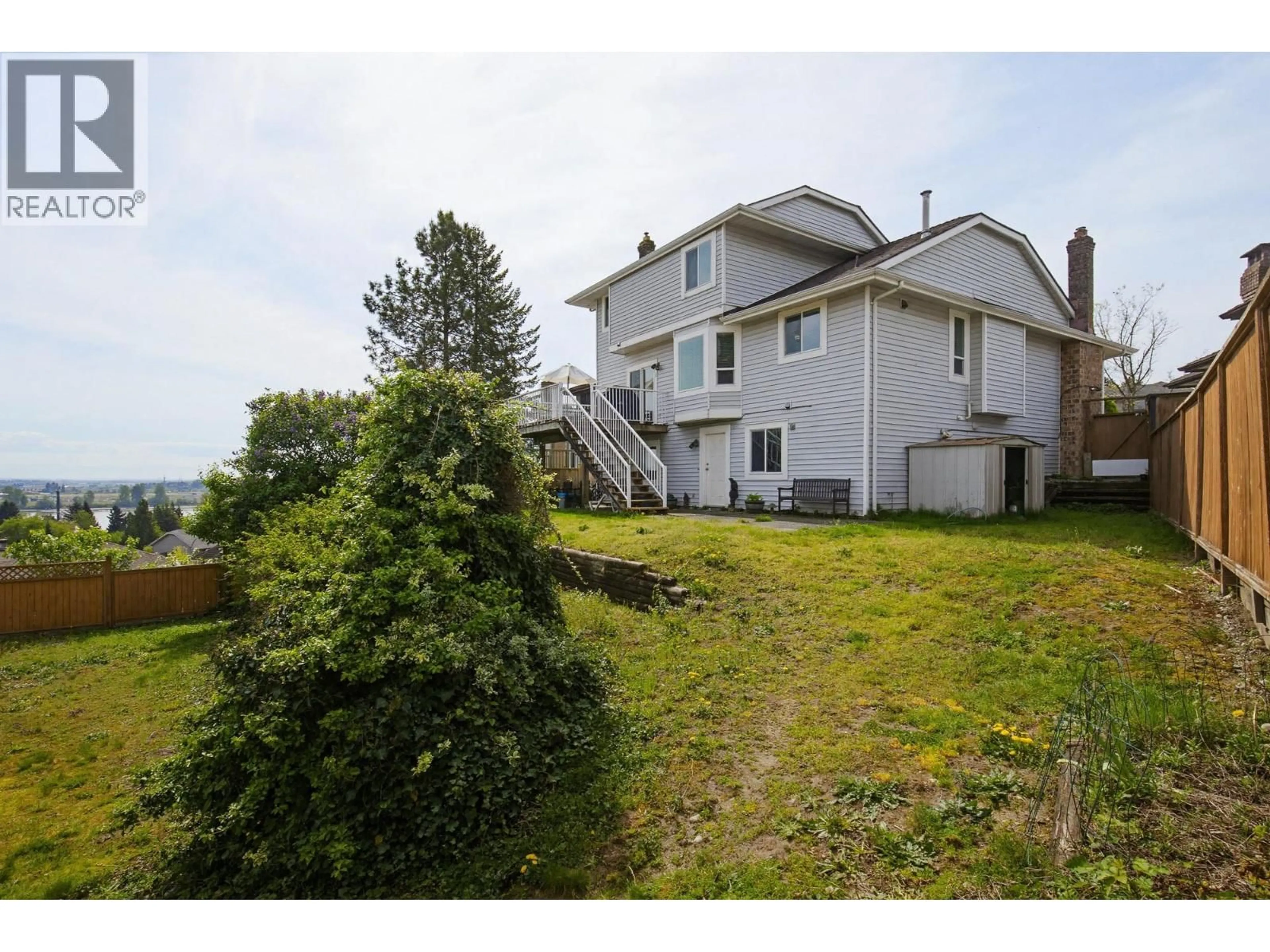 A pic from outside/outdoor area/front of a property/back of a property/a pic from drone, water/lake/river/ocean view for 2165 TOWER COURT, Port Coquitlam British Columbia V3C5E3