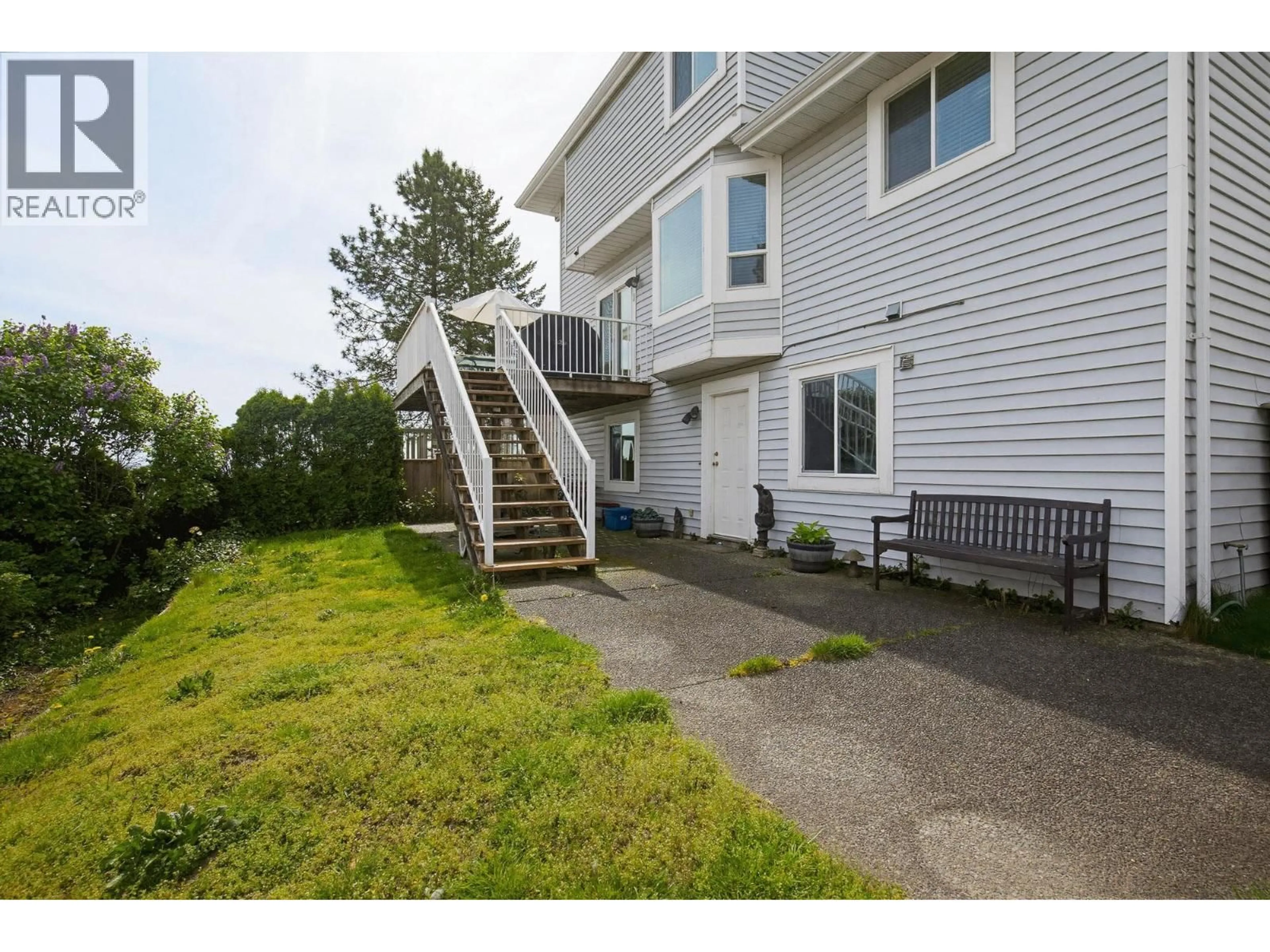 Patio, unknown for 2165 TOWER COURT, Port Coquitlam British Columbia V3C5E3