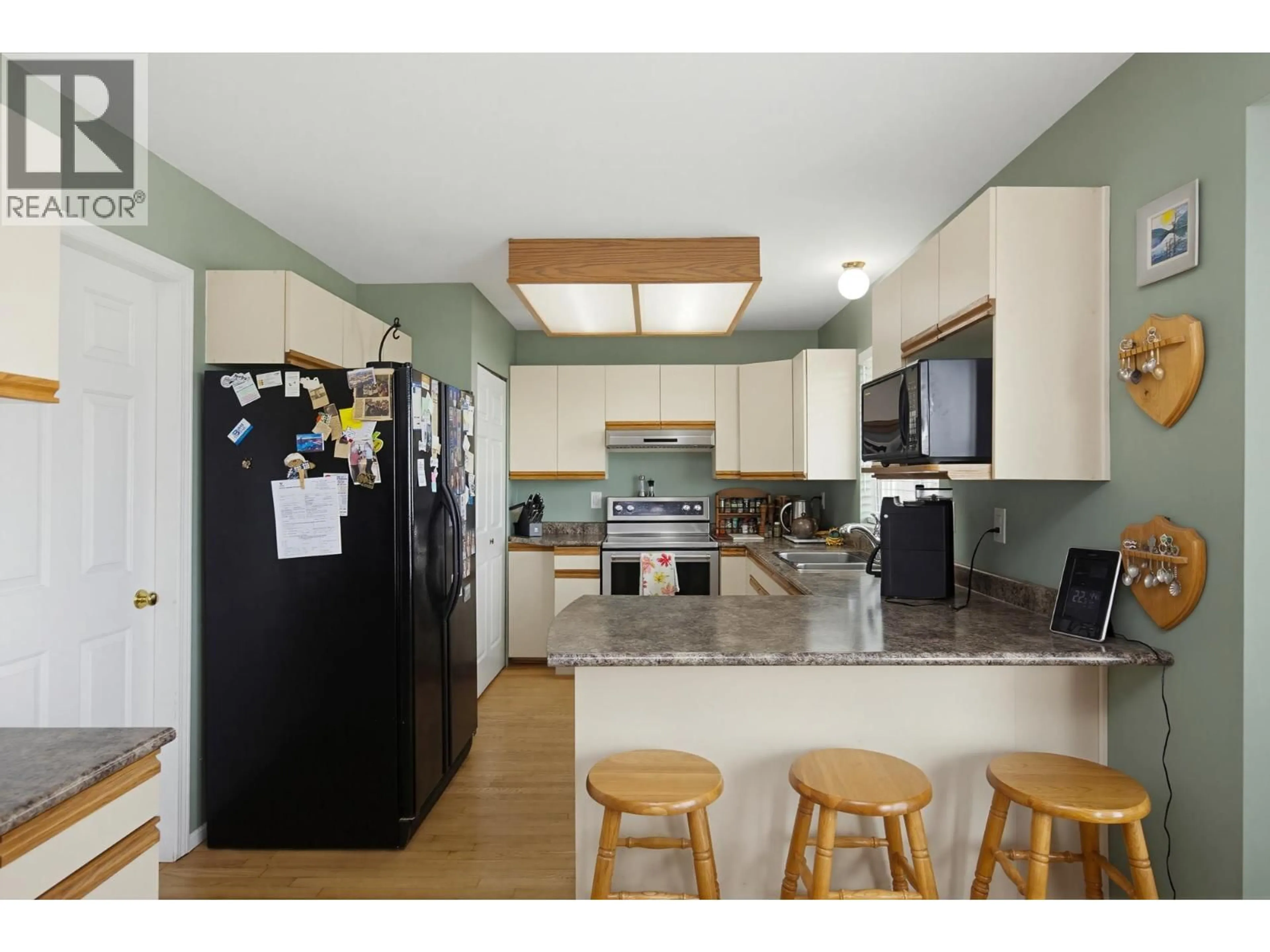 Open concept kitchen, unknown for 2165 TOWER COURT, Port Coquitlam British Columbia V3C5E3