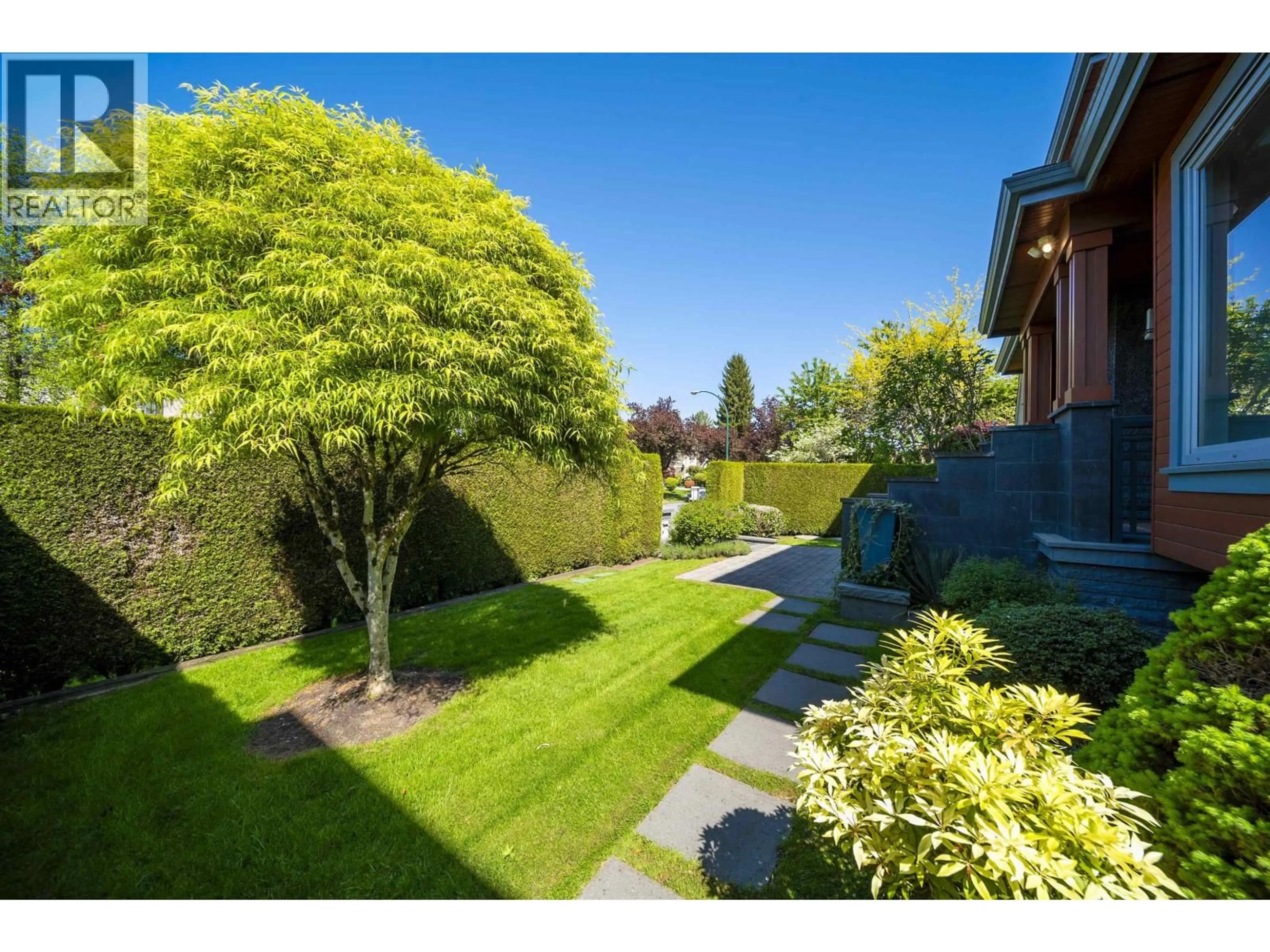 A pic from outside/outdoor area/front of a property/back of a property/a pic from drone, street for 2664 22 AVENUE, Vancouver British Columbia V6L1M2