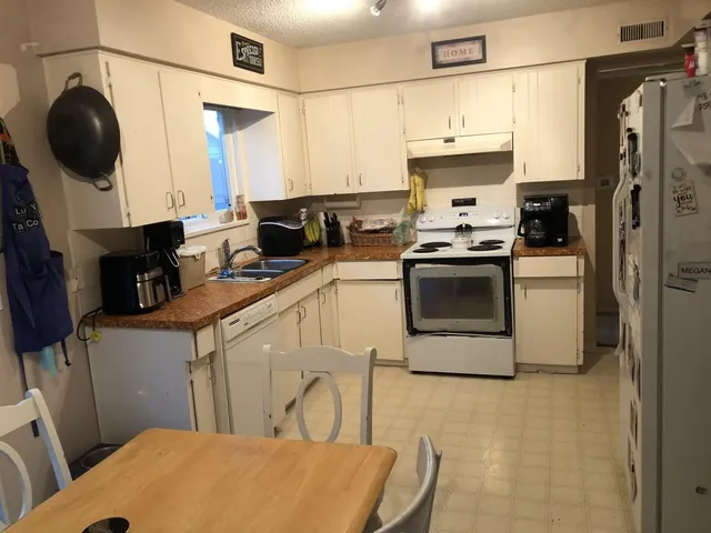 11577 PARKWOOD PLACE, Delta 3