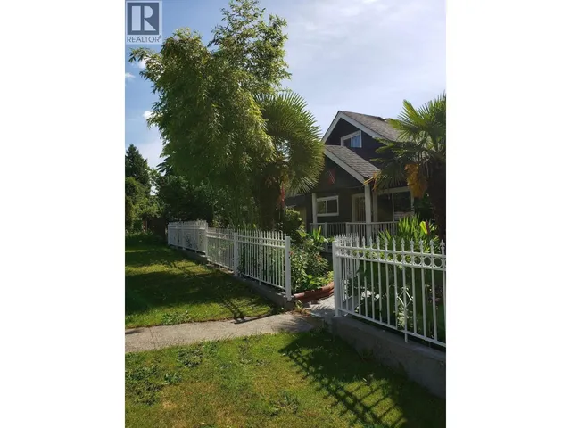 4407 NANAIMO STREET, Vancouver 5