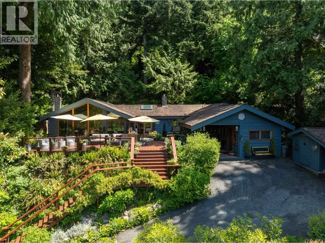 315 BAYVIEW ROAD, Lions Bay 5