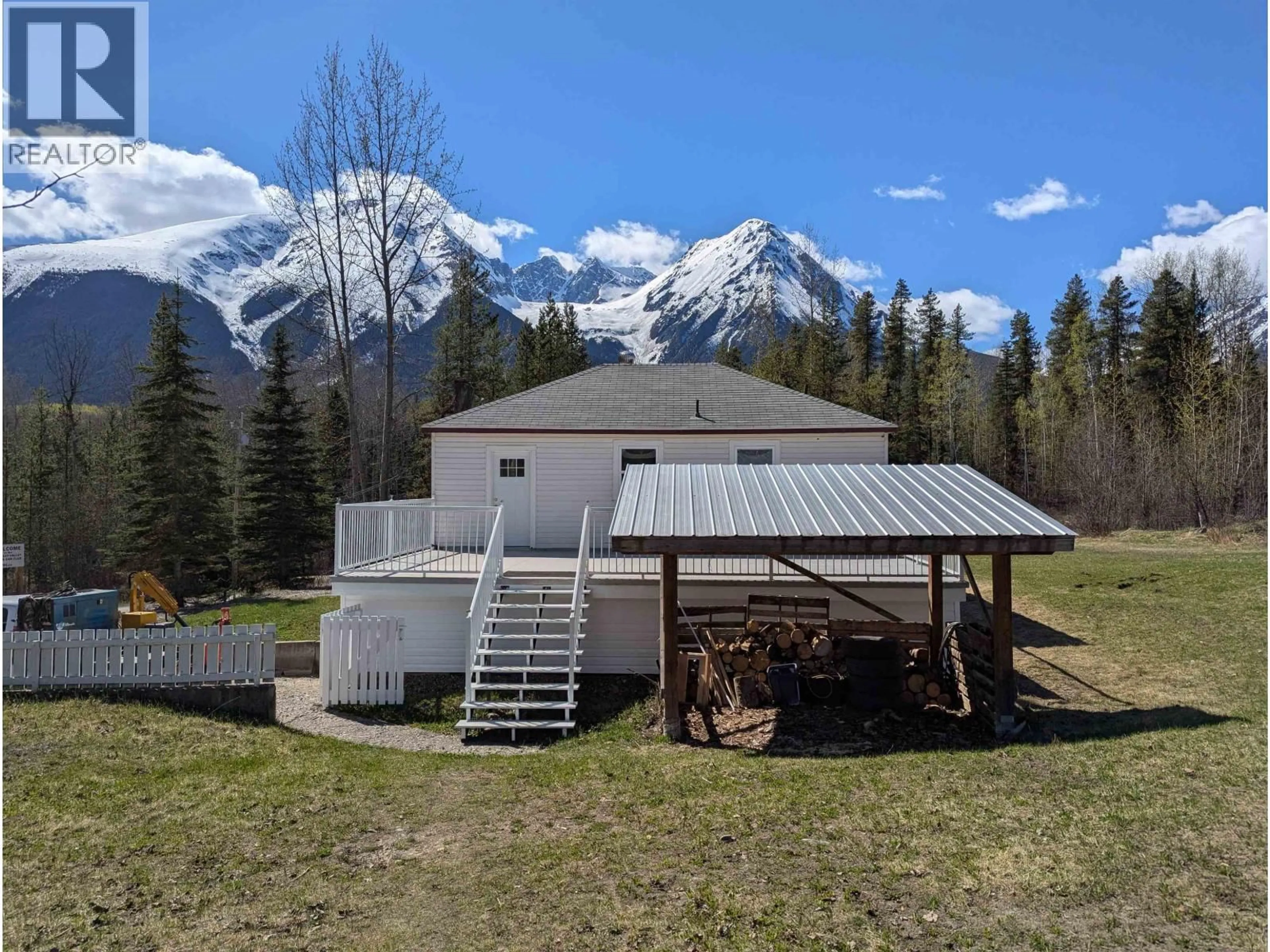 Shed for 7074 KROEKER ROAD, Smithers British Columbia V0J2N2