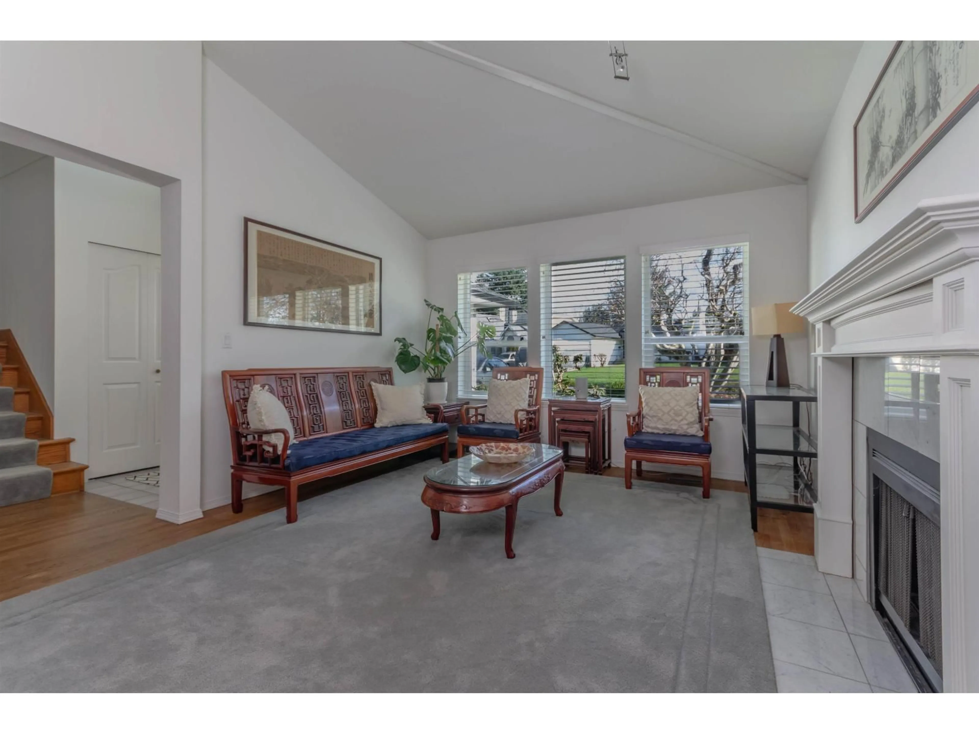 Living room with furniture, ceramic/tile floor for 11083 153A STREET, Surrey British Columbia V3R9H8