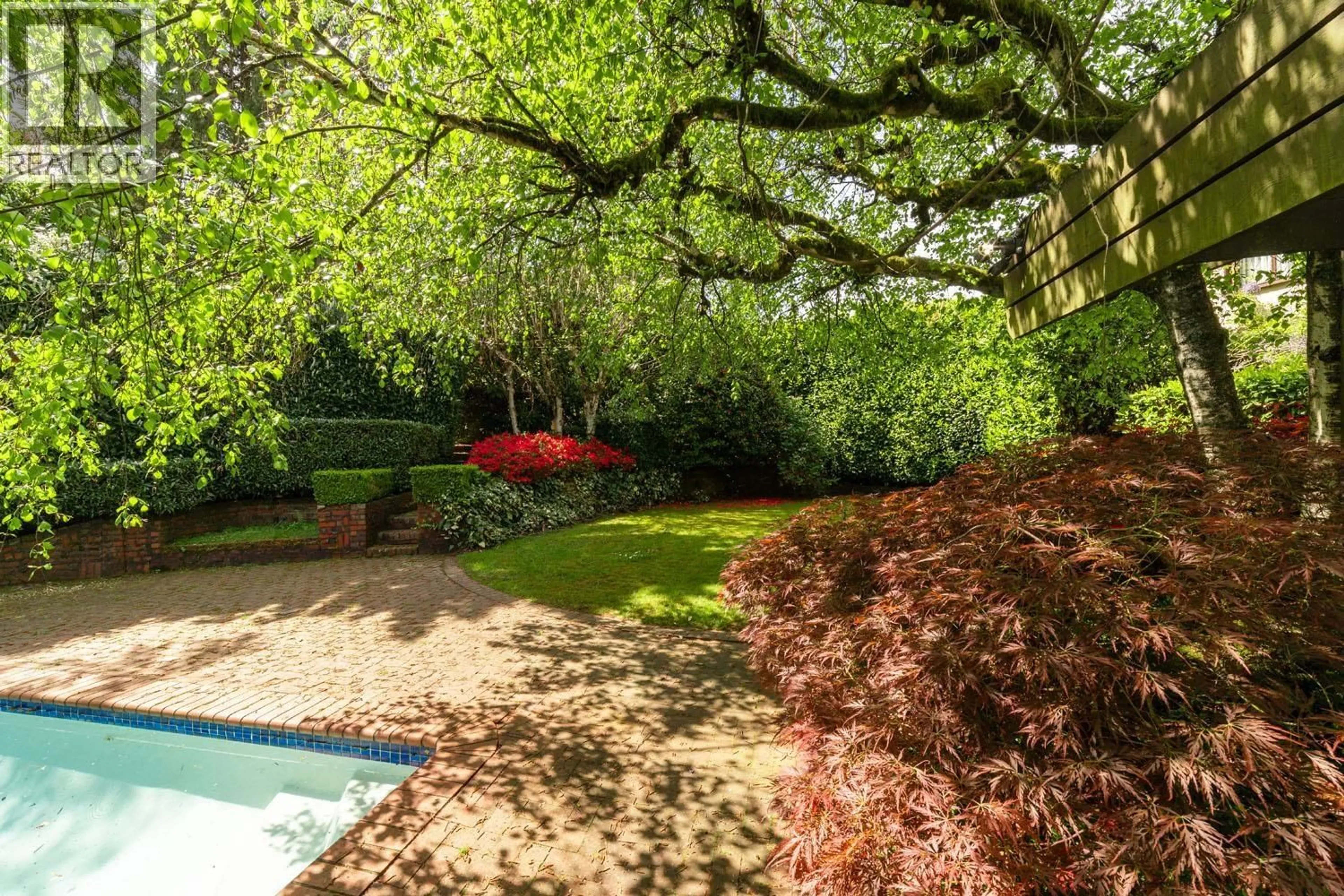 Unknown for 2296 32ND AVENUE, Vancouver British Columbia V6L2B2