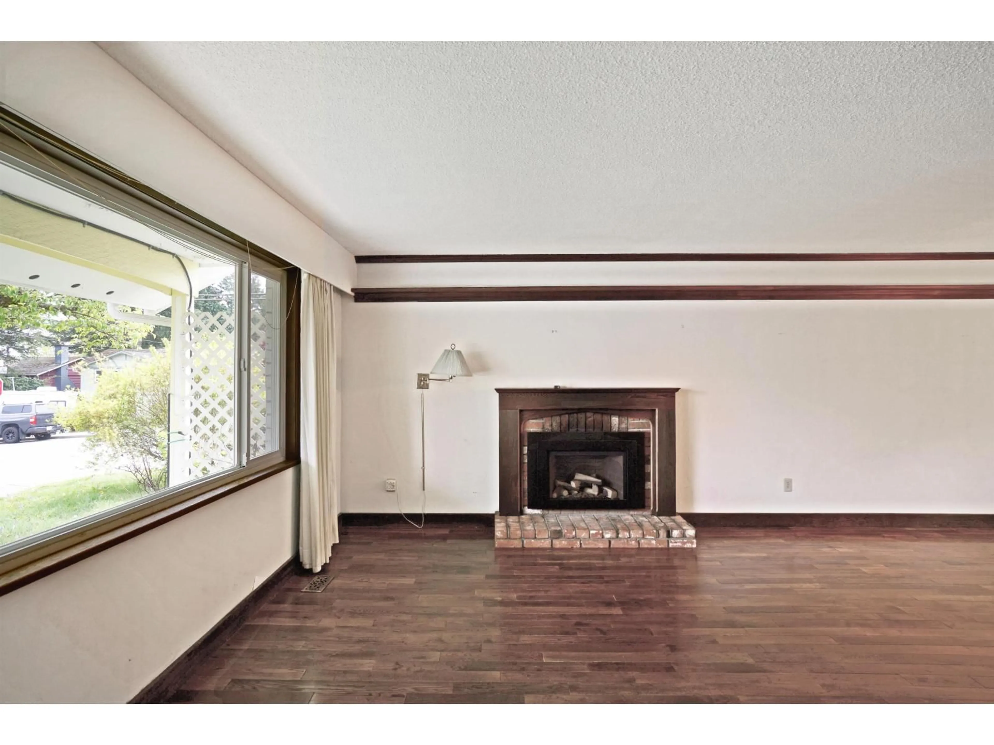 A pic of a room for 1523 PARKER PLACE, White Rock British Columbia V4B4S6
