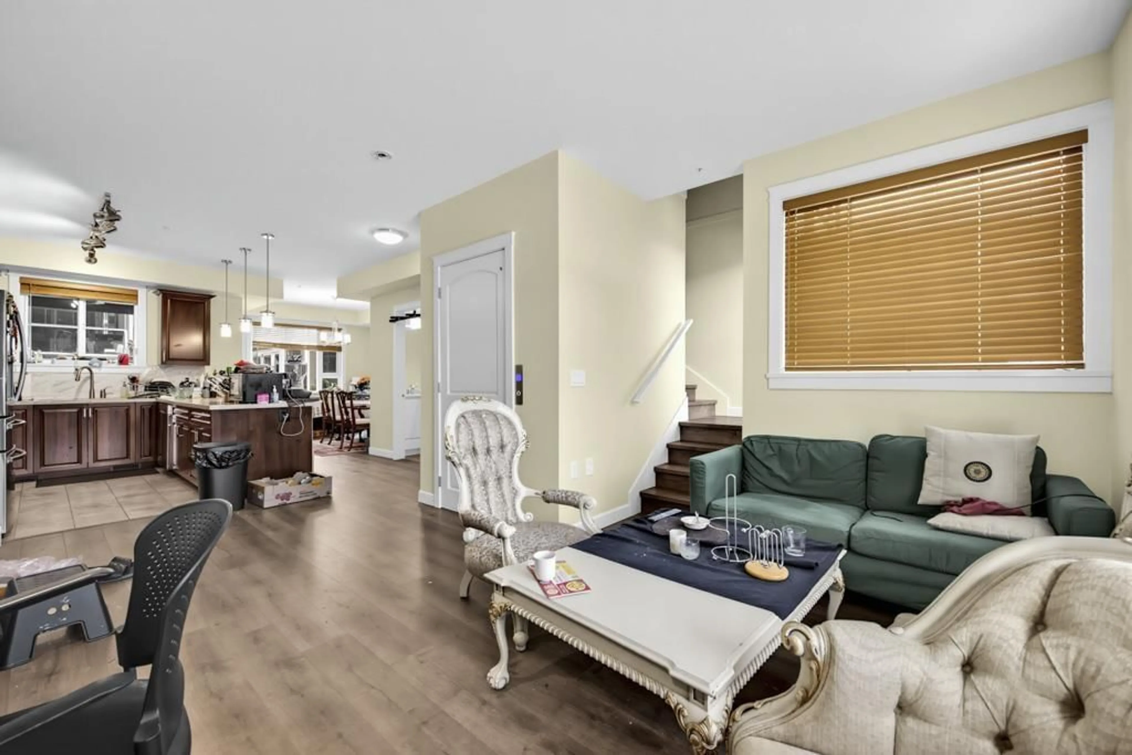 Living room with furniture, unknown for 9 - 8567 204 STREET, Langley British Columbia V2Y3R2