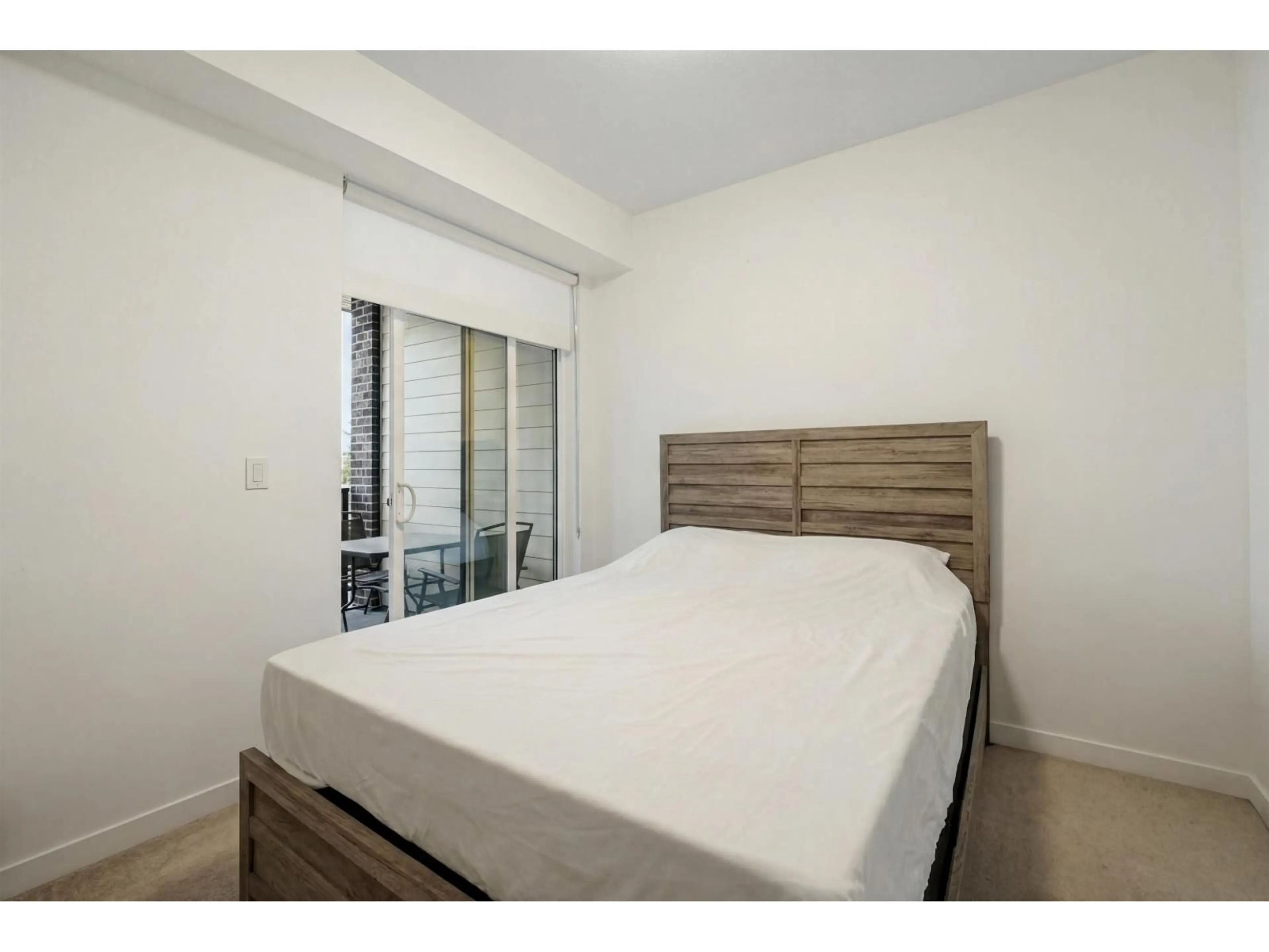 Bedroom with bed, unknown for 501 - 15858 FRASER HIGHWAY, Surrey British Columbia V4N6W6