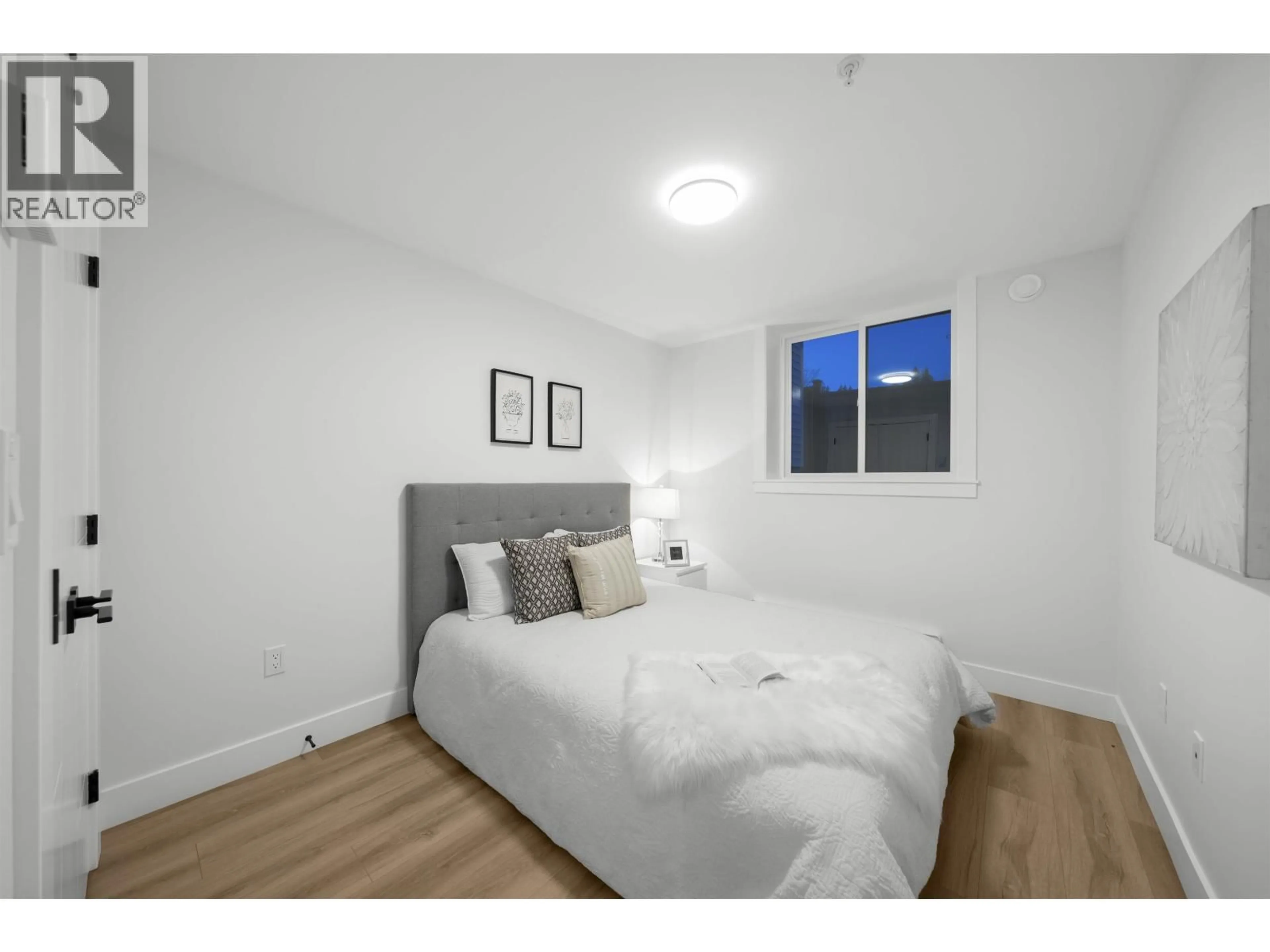 A pic of a room for 11018 243B STREET, Maple Ridge British Columbia V2W1H5