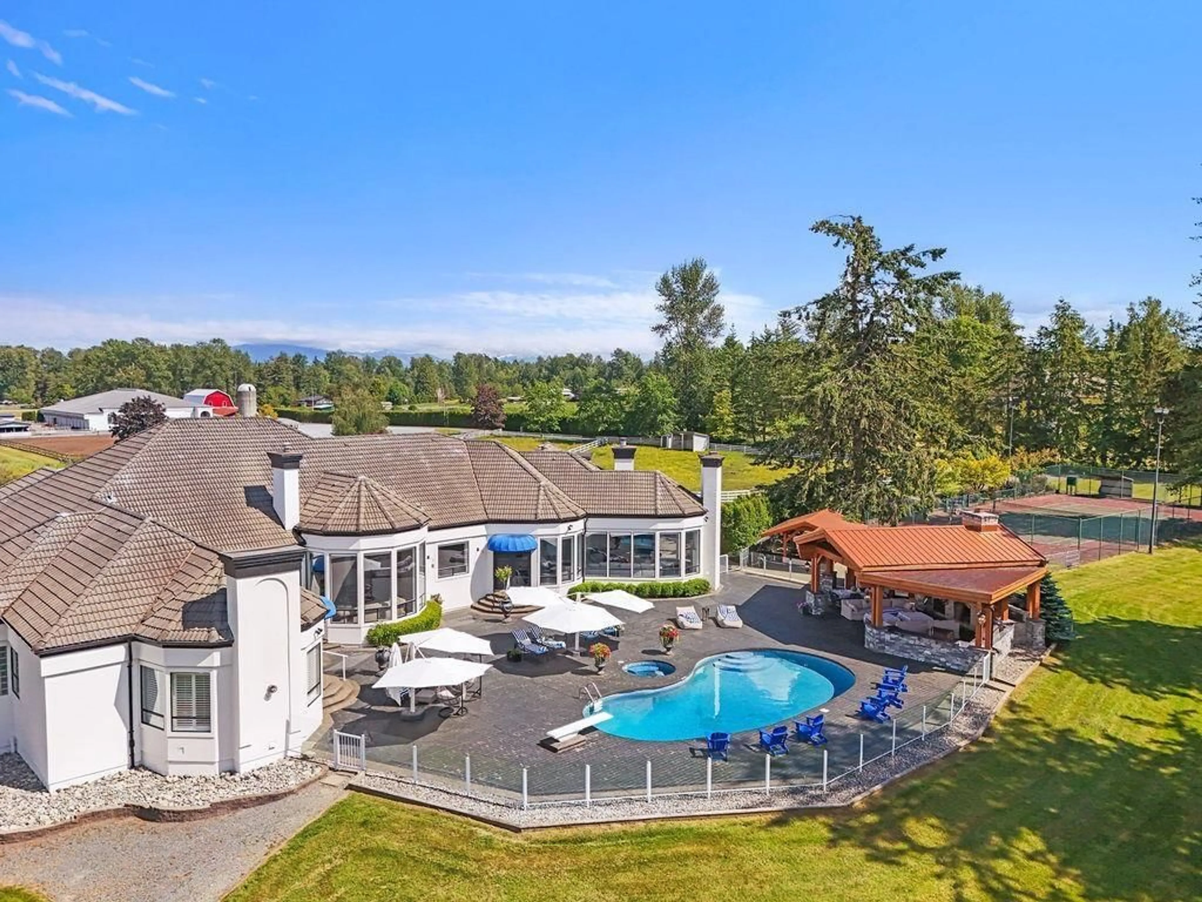 A pic from outside/outdoor area/front of a property/back of a property/a pic from drone, mountain view for 213 240 STREET, Langley British Columbia V2Z2X5