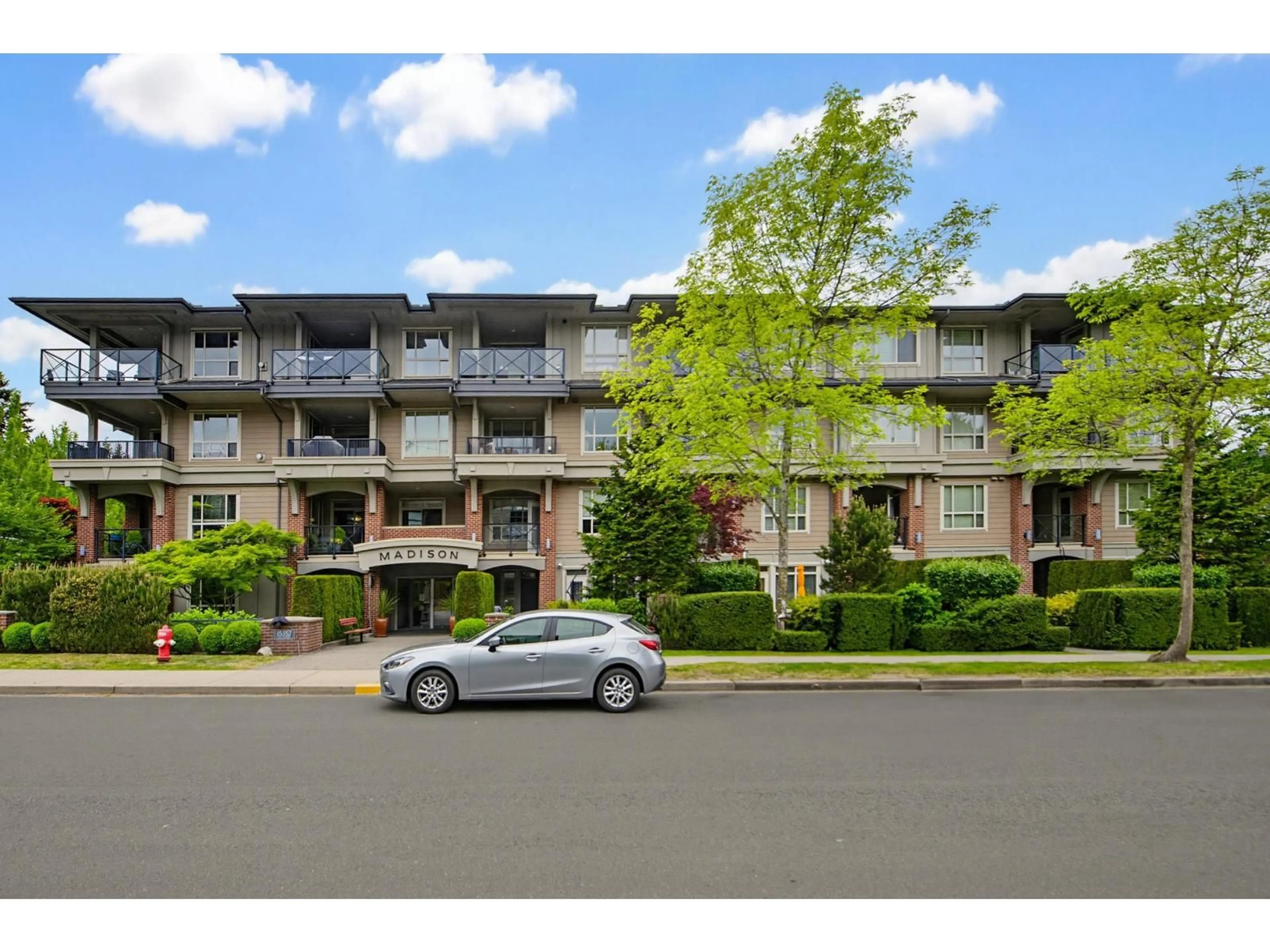 A pic from outside/outdoor area/front of a property/back of a property/a pic from drone, unknown for 203 - 15357 17A AVENUE, Surrey British Columbia V4A1V4