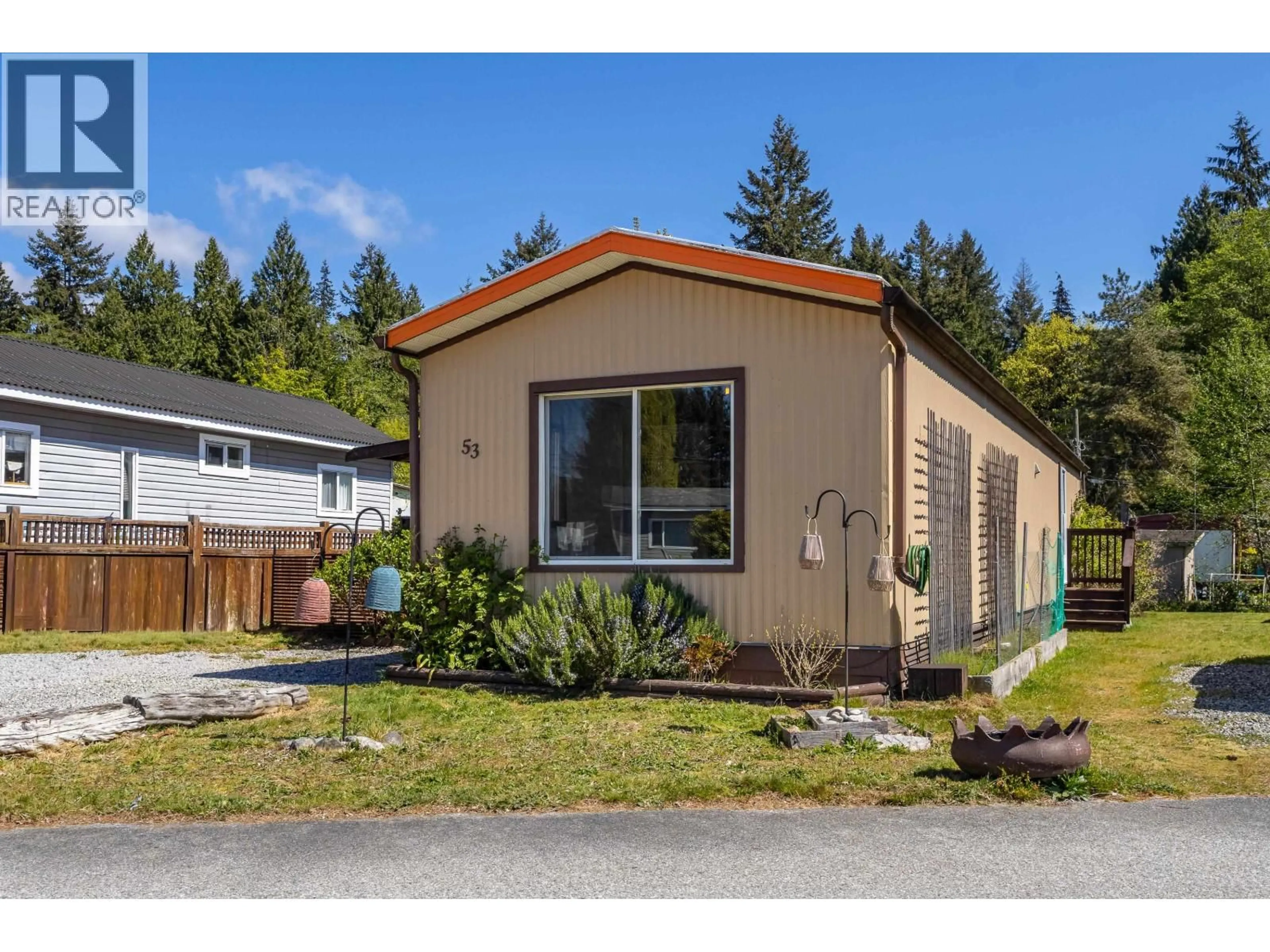 Home with vinyl exterior material, street for 53 - 1413 SUNSHINE COAST HIGHWAY, Gibsons British Columbia V0N1V5