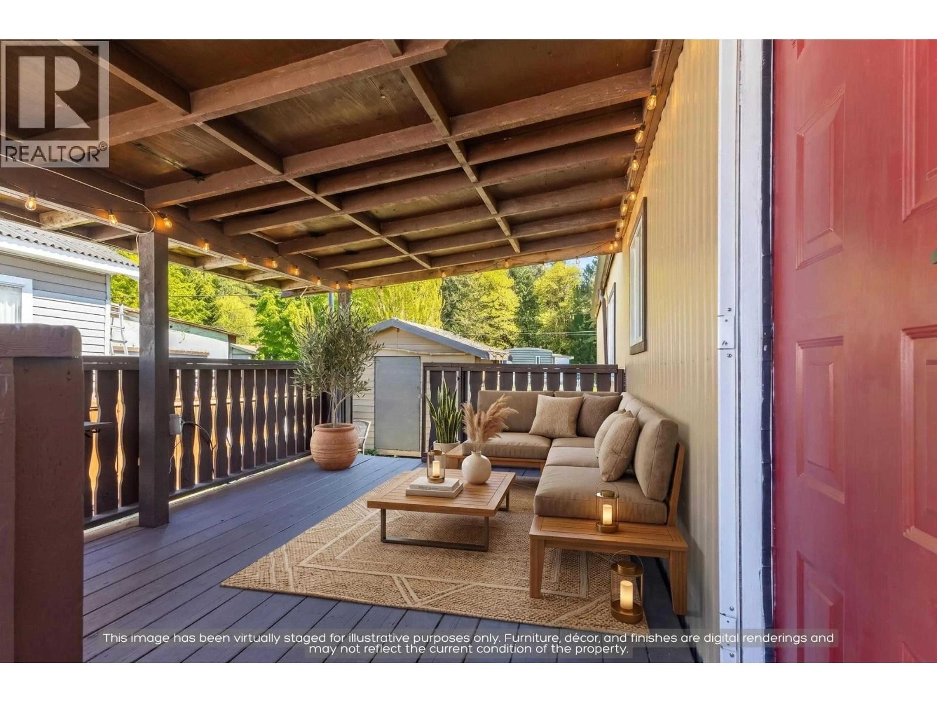Patio, street for 53 - 1413 SUNSHINE COAST HIGHWAY, Gibsons British Columbia V0N1V5
