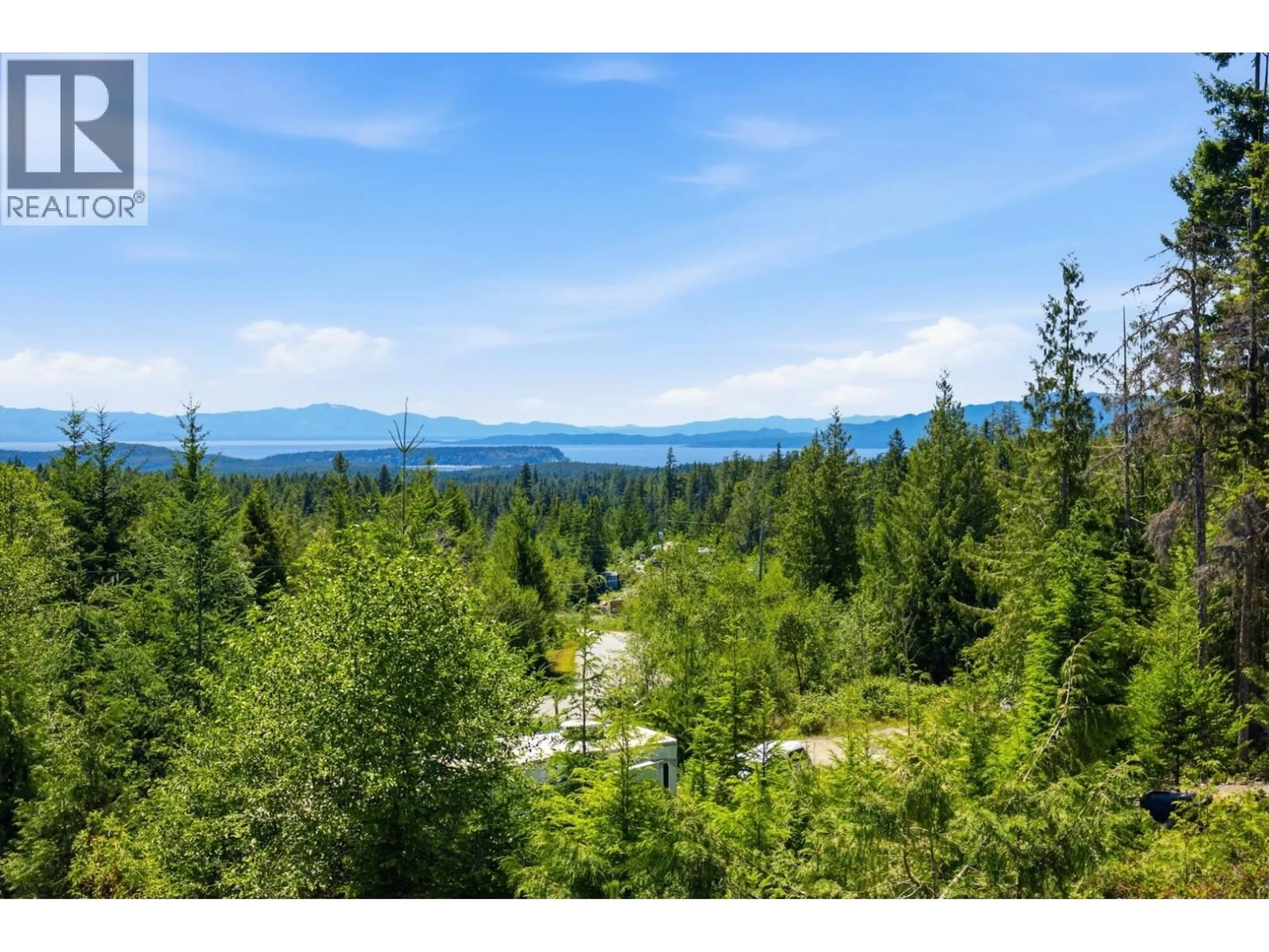 A pic from outside/outdoor area/front of a property/back of a property/a pic from drone, forest/trees view for 9340 STEPHENS WAY, Halfmoon Bay British Columbia V7Z1G9