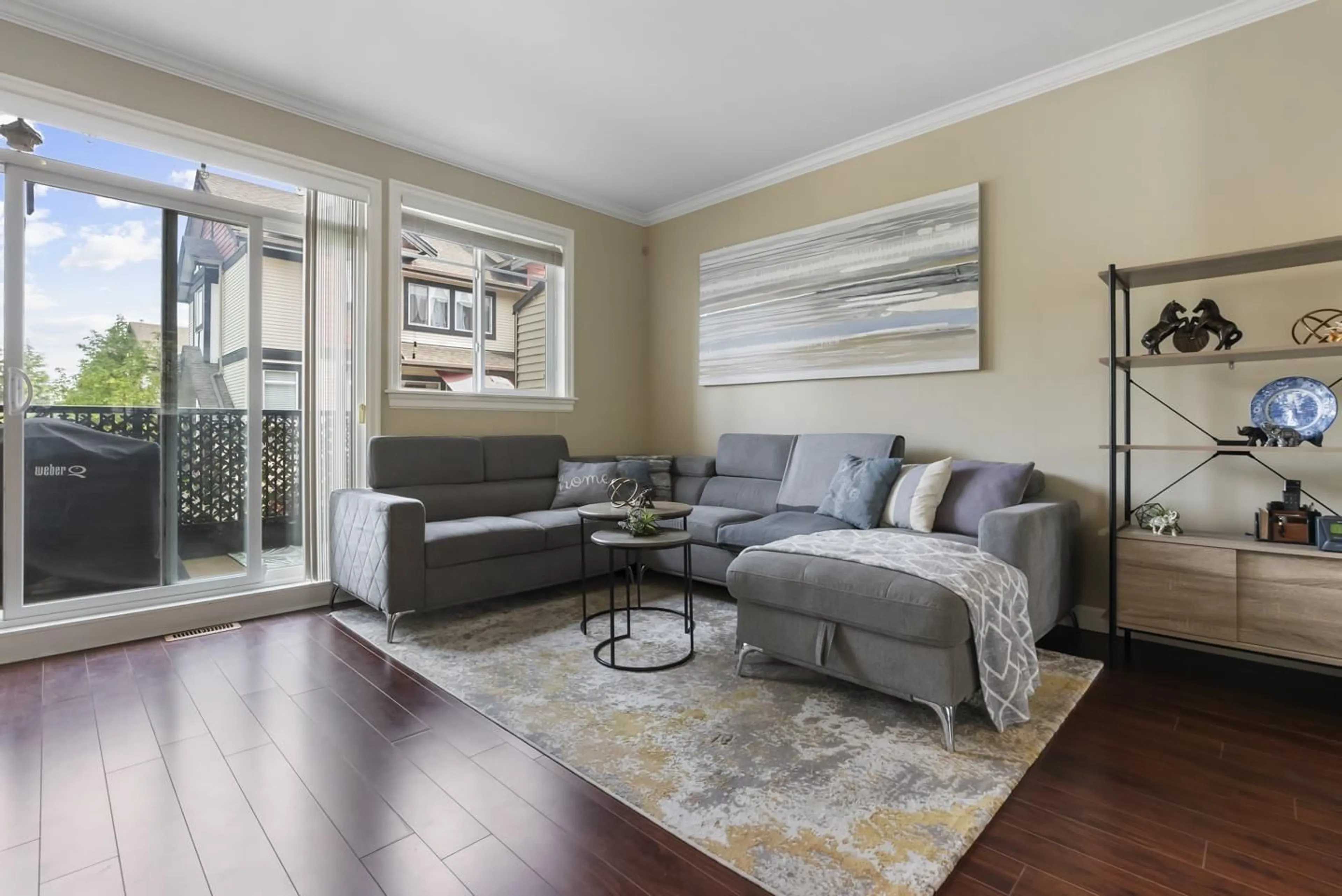 Living room with furniture, wood/laminate floor for 35 - 7168 179 STREET, Surrey British Columbia V3S8C5