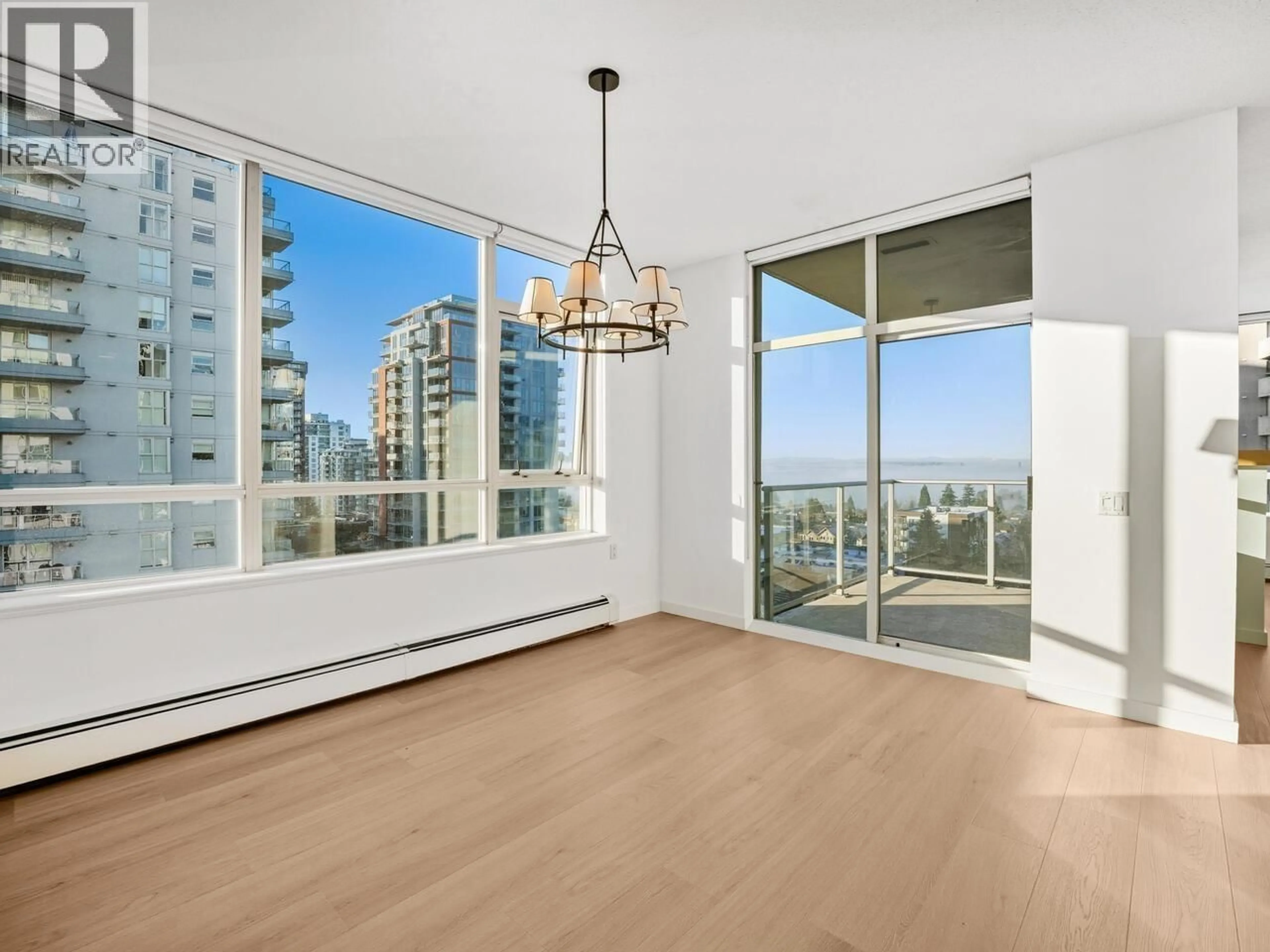 A pic of a room for 801 - 120 16 STREET, North Vancouver British Columbia V7M3N6