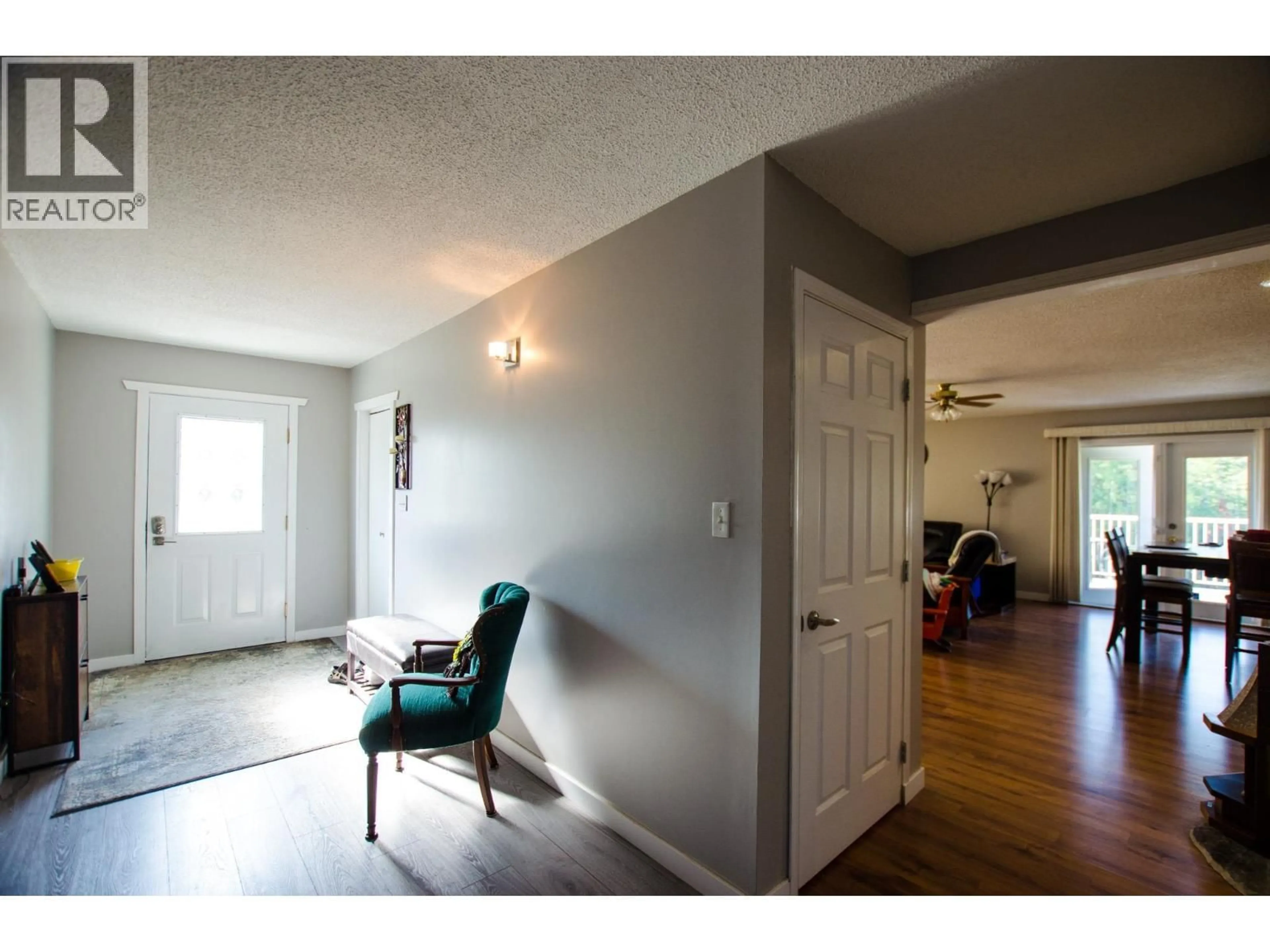 Indoor entryway for 8490 LOUISE DRIVE, Prince George British Columbia V2N6G4