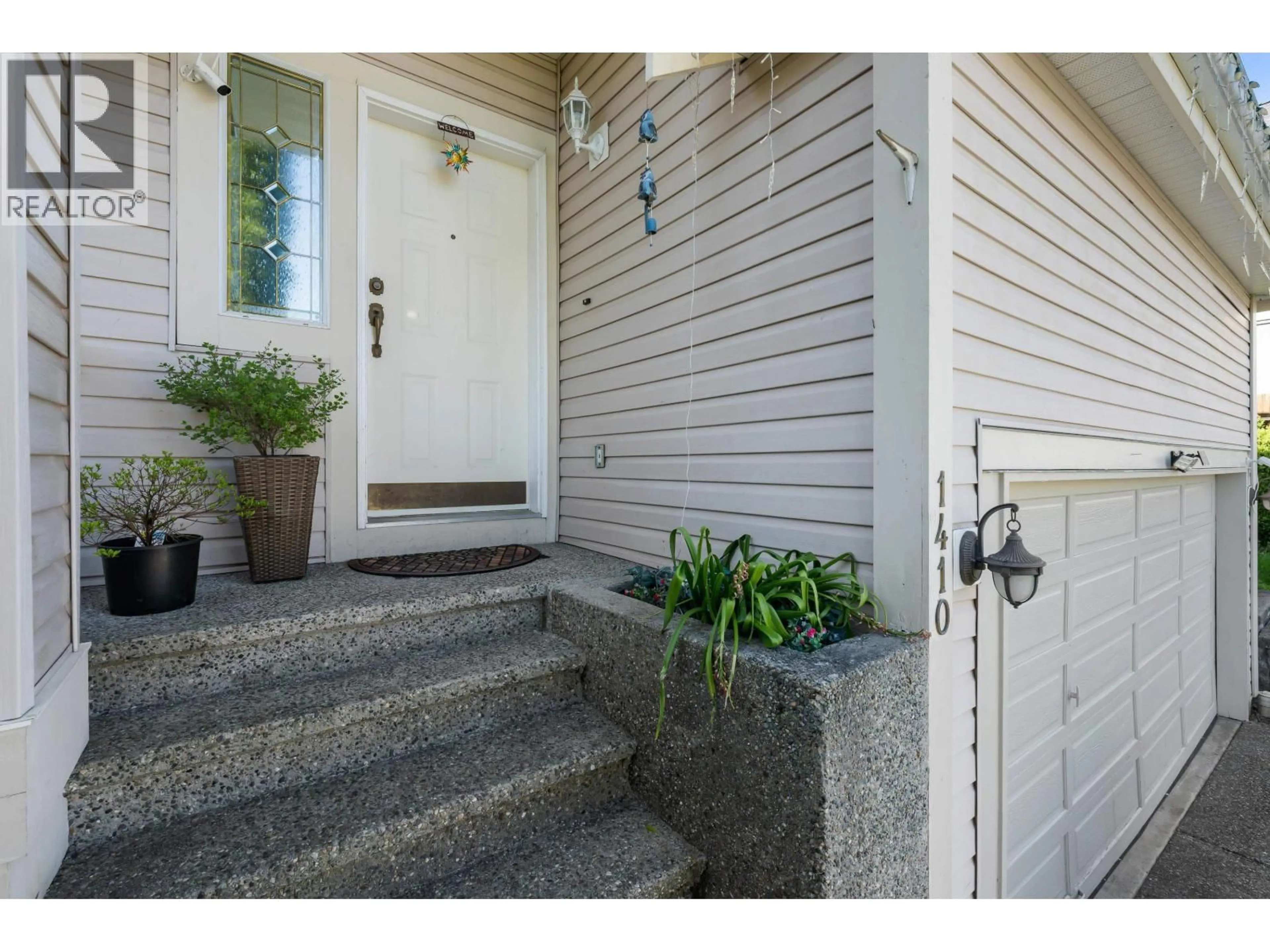 Indoor entryway for 1410 MOUNTAINVIEW COURT, Coquitlam British Columbia V3E2R9