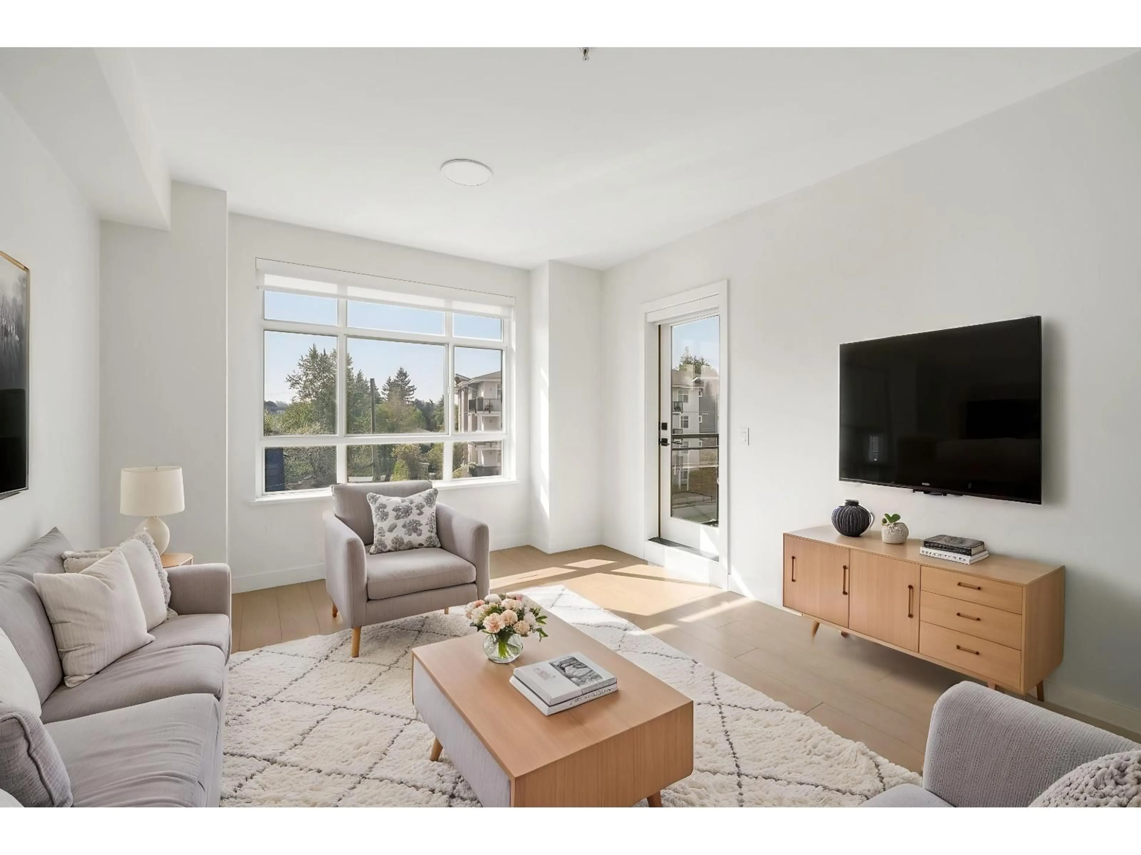 Living room with furniture, unknown for 319 - 19945 BRYDON CRESCENT, Langley British Columbia V3A0P4