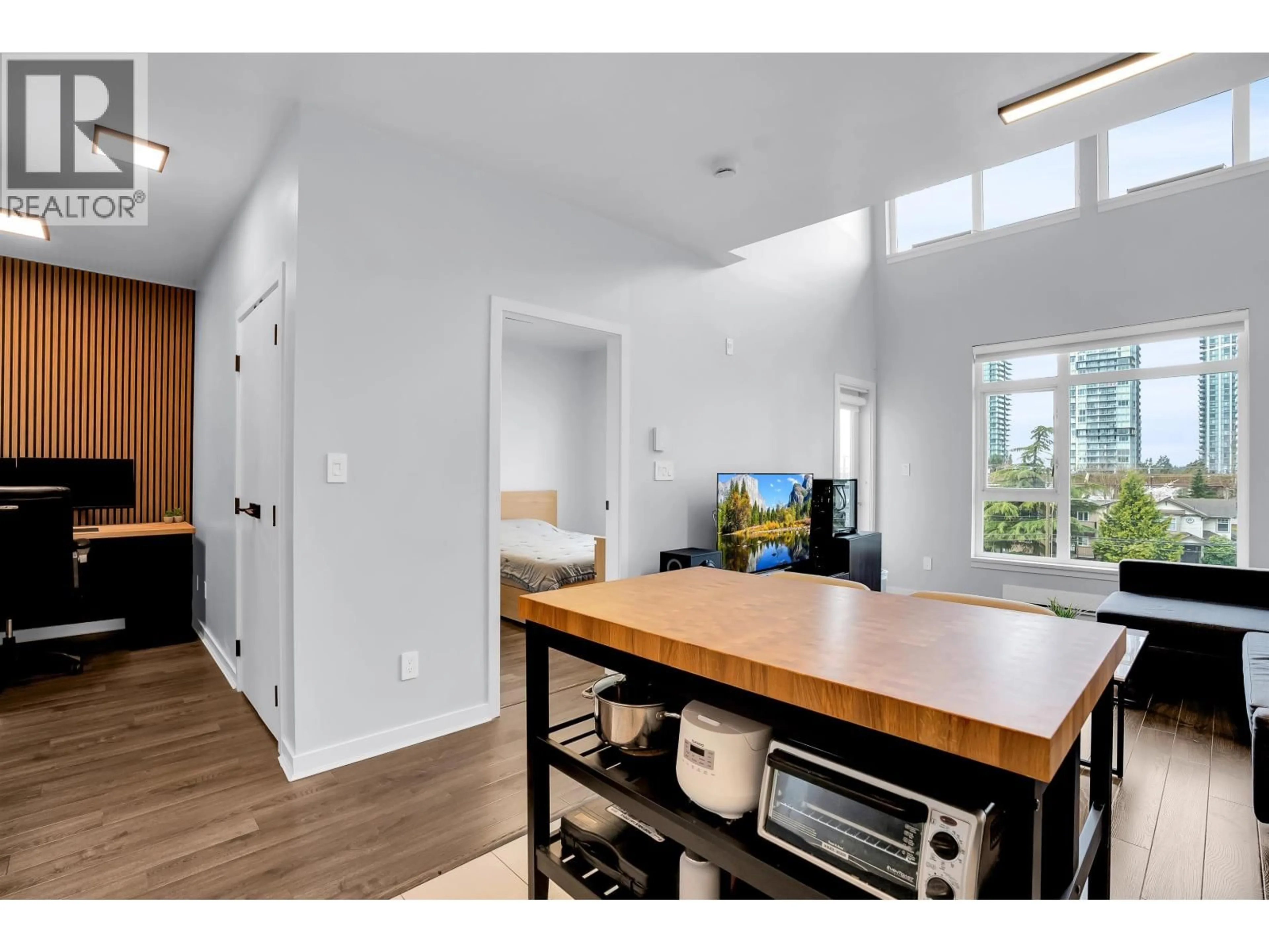 Unknown for PH5 - 5248 GRIMMER STREET, Burnaby British Columbia V5H0E1