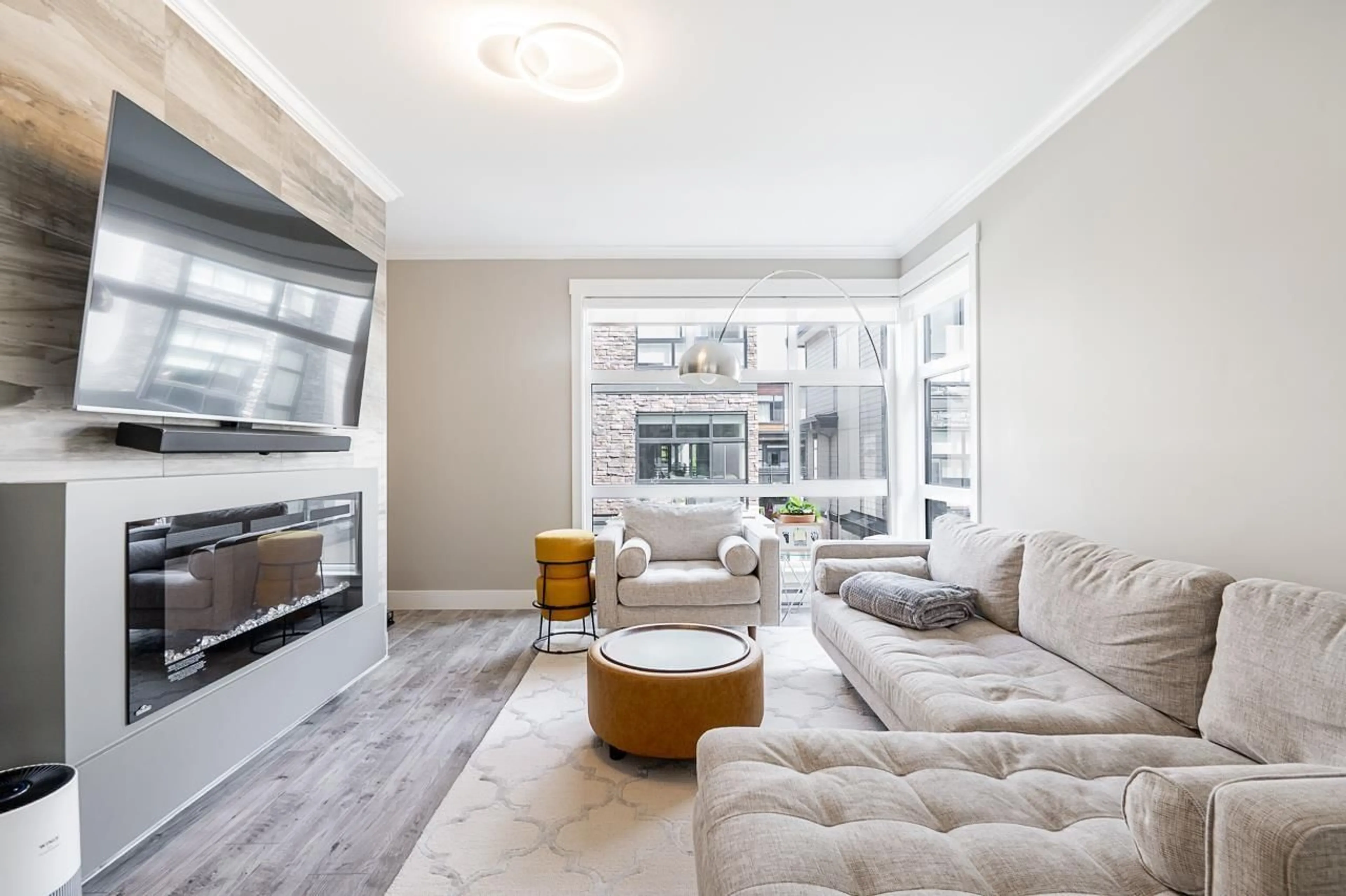 Living room with furniture, unknown for 191 - 16488 64 AVENUE, Surrey British Columbia V3S6X6