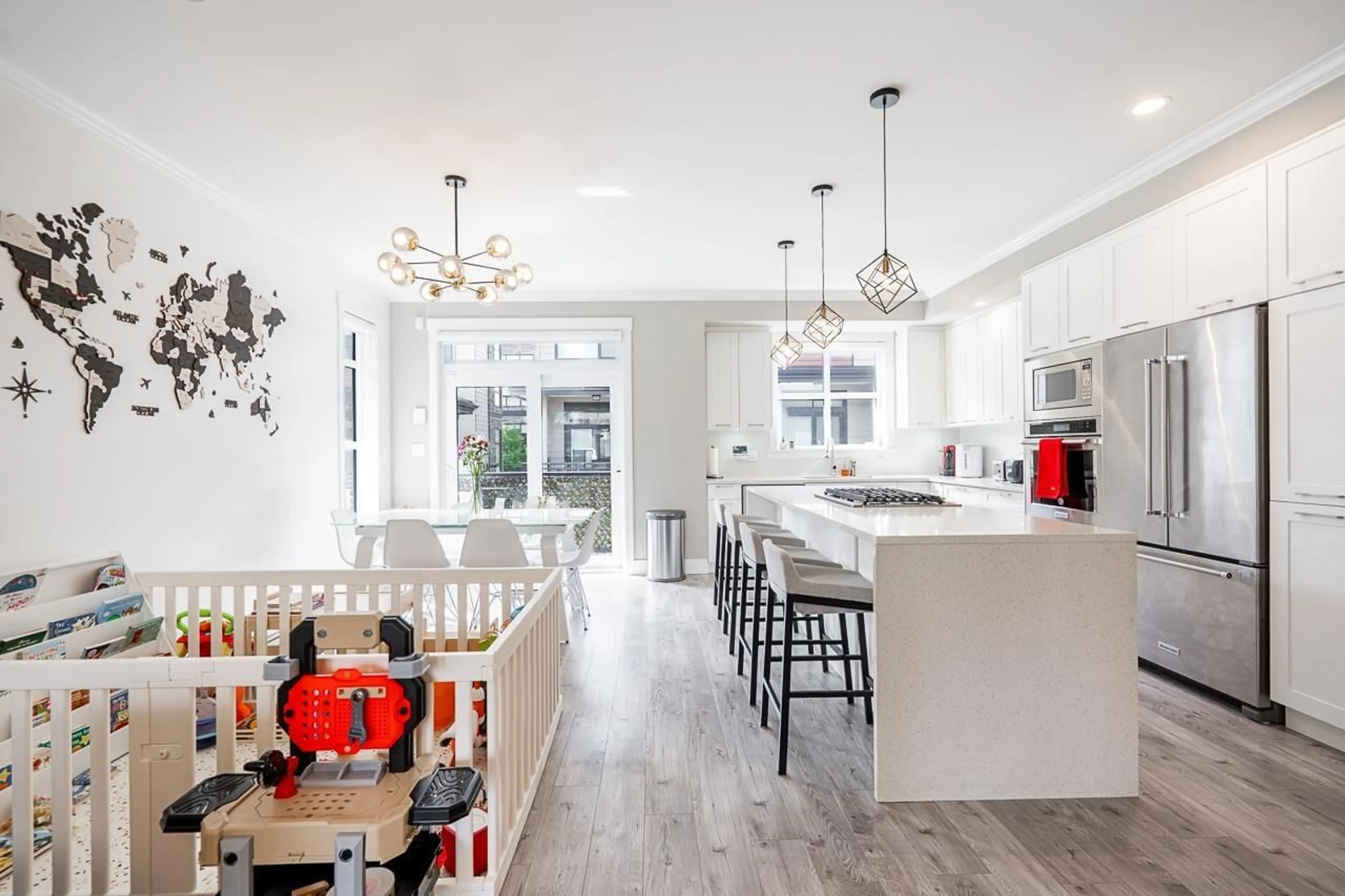 Open concept kitchen, ceramic/tile floor for 191 - 16488 64 AVENUE, Surrey British Columbia V3S6X6