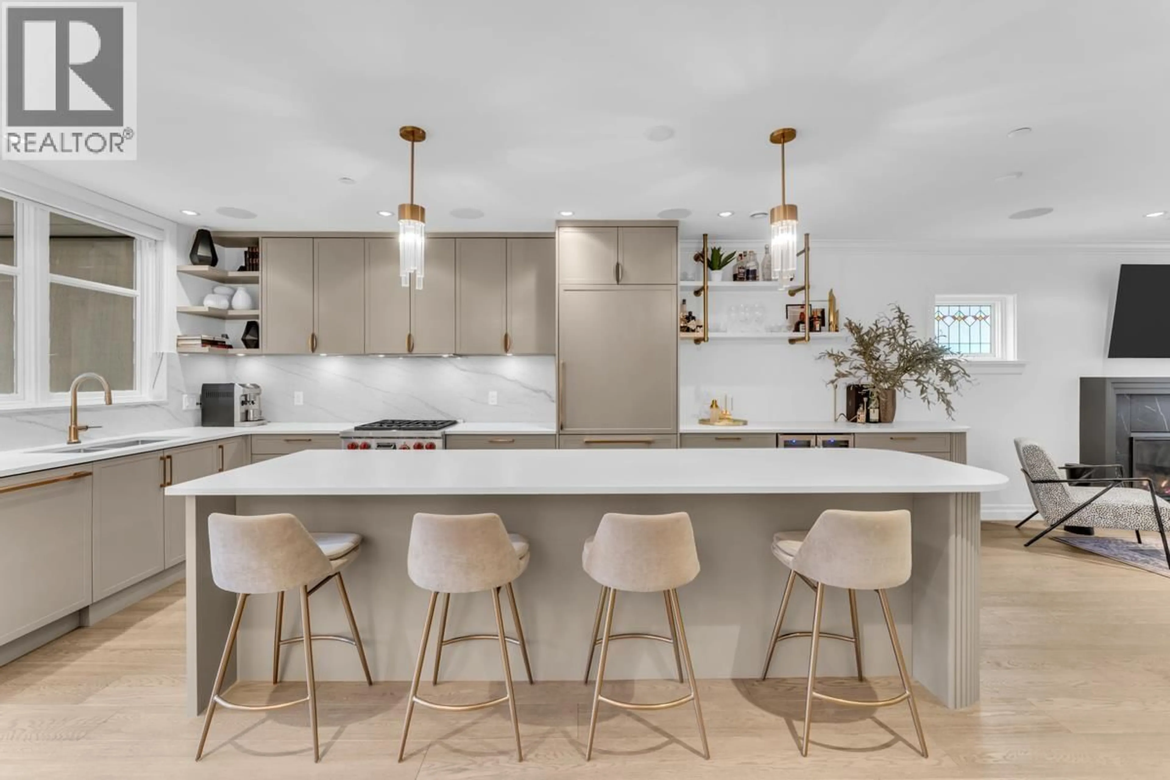 Contemporary kitchen, ceramic/tile floor for 1986 11TH AVENUE, Vancouver British Columbia V6J2C6