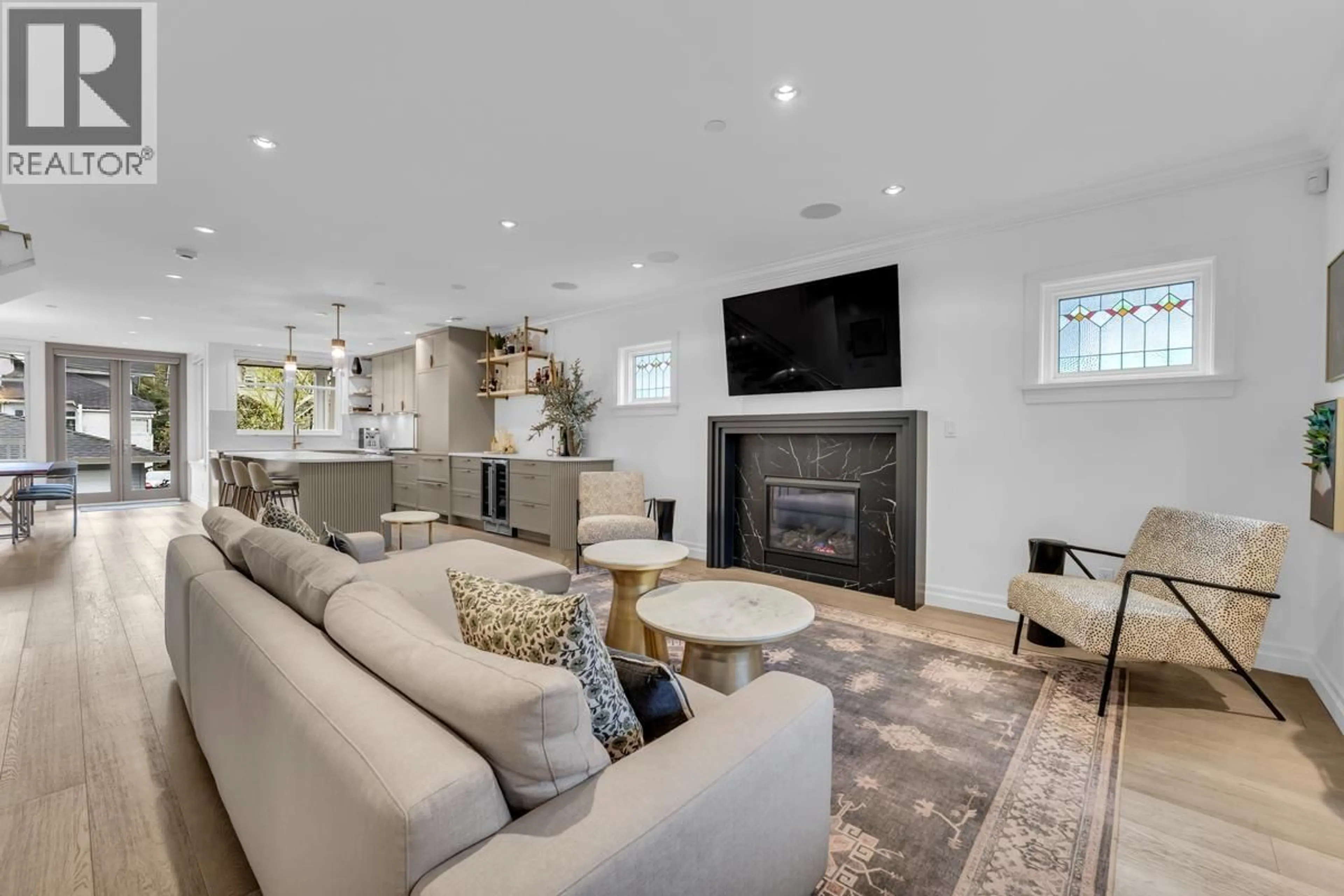 Living room with furniture, unknown for 1986 11TH AVENUE, Vancouver British Columbia V6J2C6