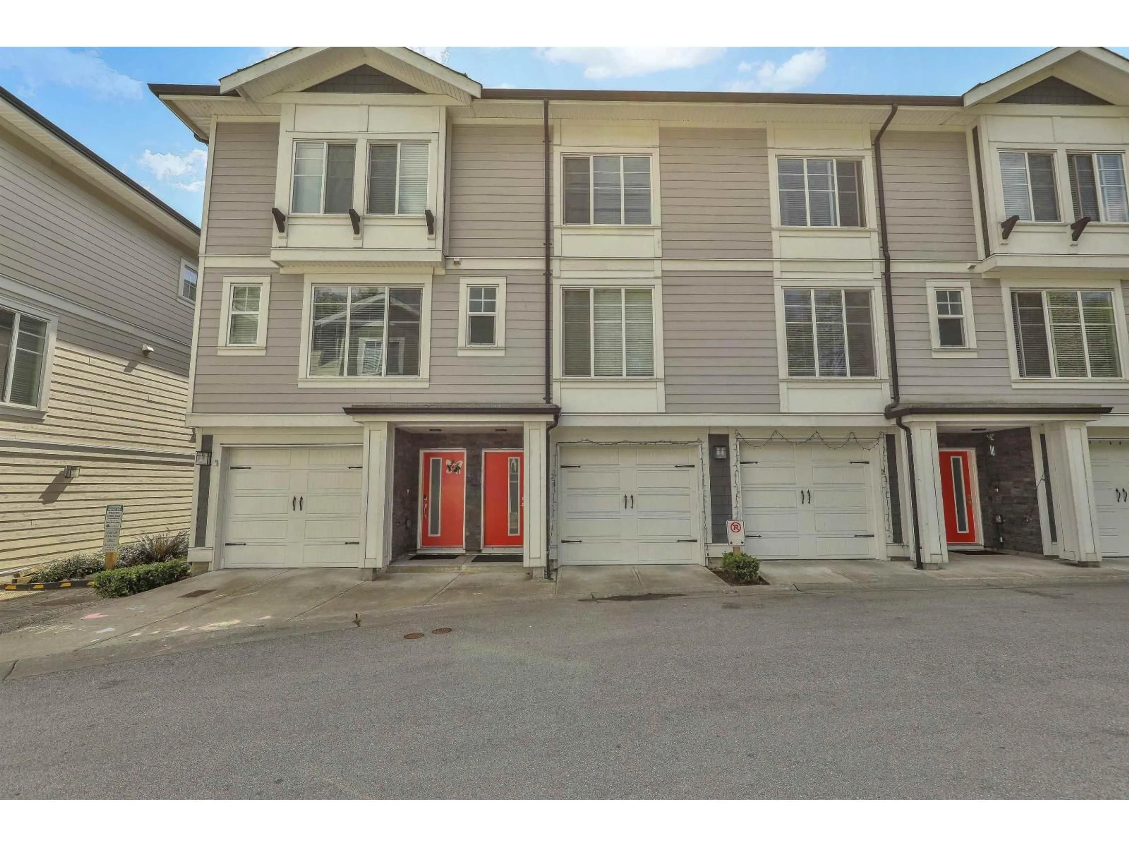 Unknown for 24 - 14499 64 AVENUE, Surrey British Columbia V3S1X5