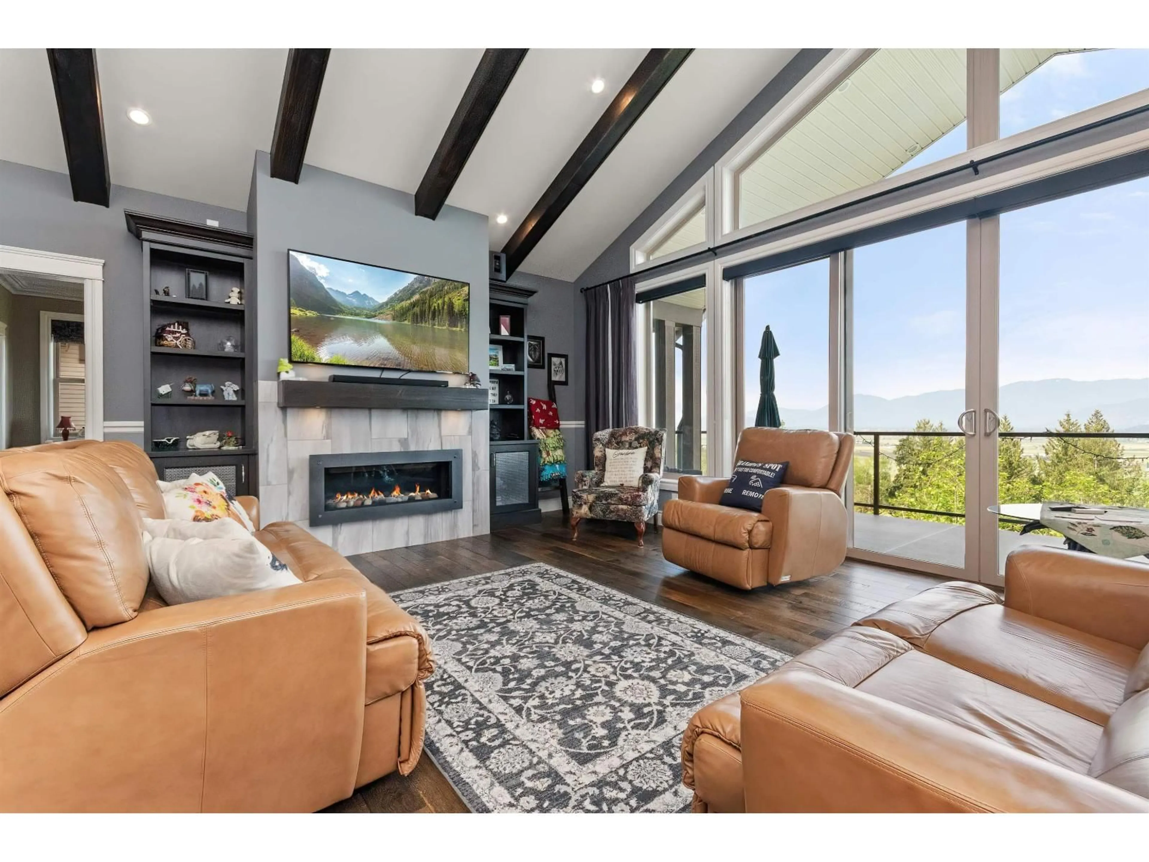 Living room with furniture, unknown for 7319 MOUNT THURSTON DRIVE, Chilliwack British Columbia V4Z0A3