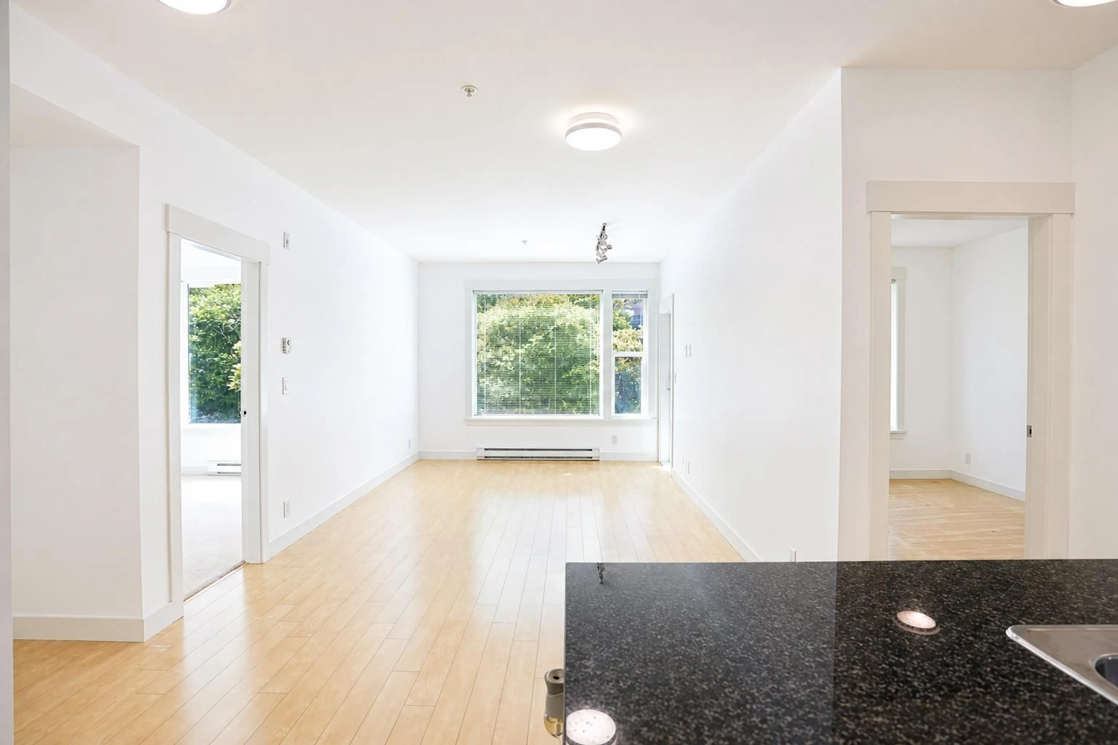Unknown for 108 - 33539 HOLLAND AVENUE, Abbotsford British Columbia V2S0C6