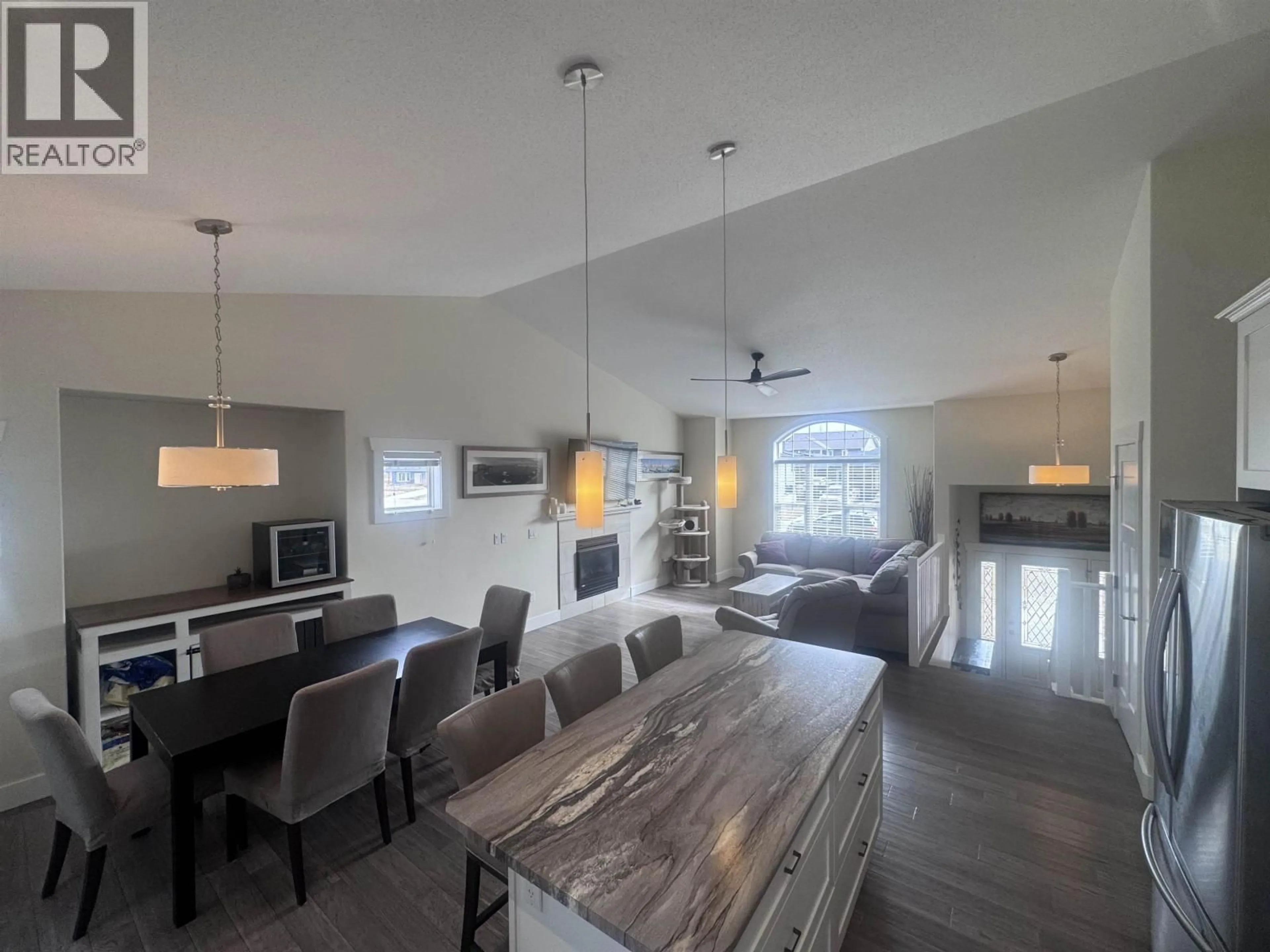 Open concept kitchen, unknown for 10616 110 STREET, Fort St. John British Columbia V1J0N3