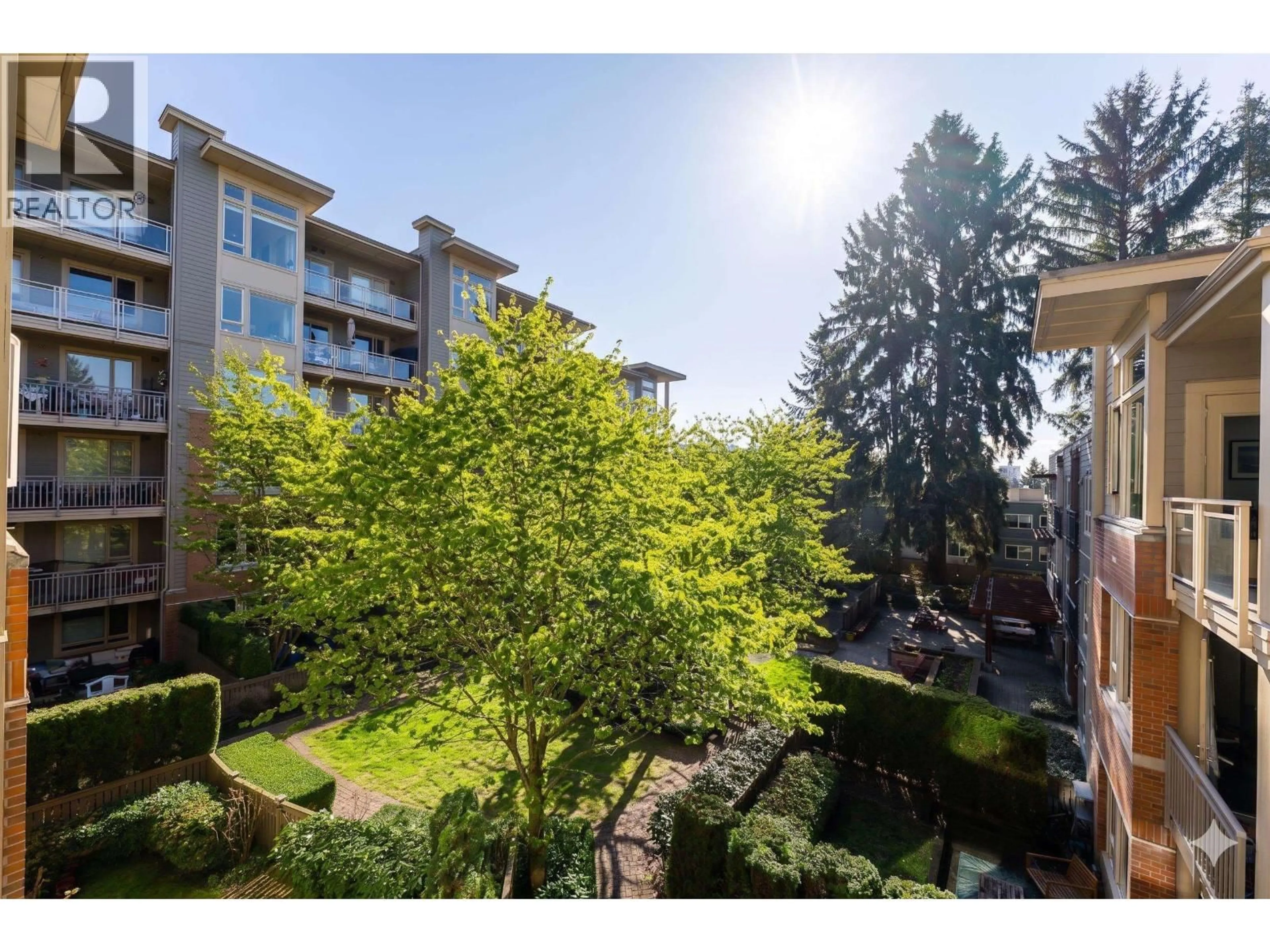 Patio, unknown for 311 - 159 22ND STREET, North Vancouver British Columbia V7M0B6