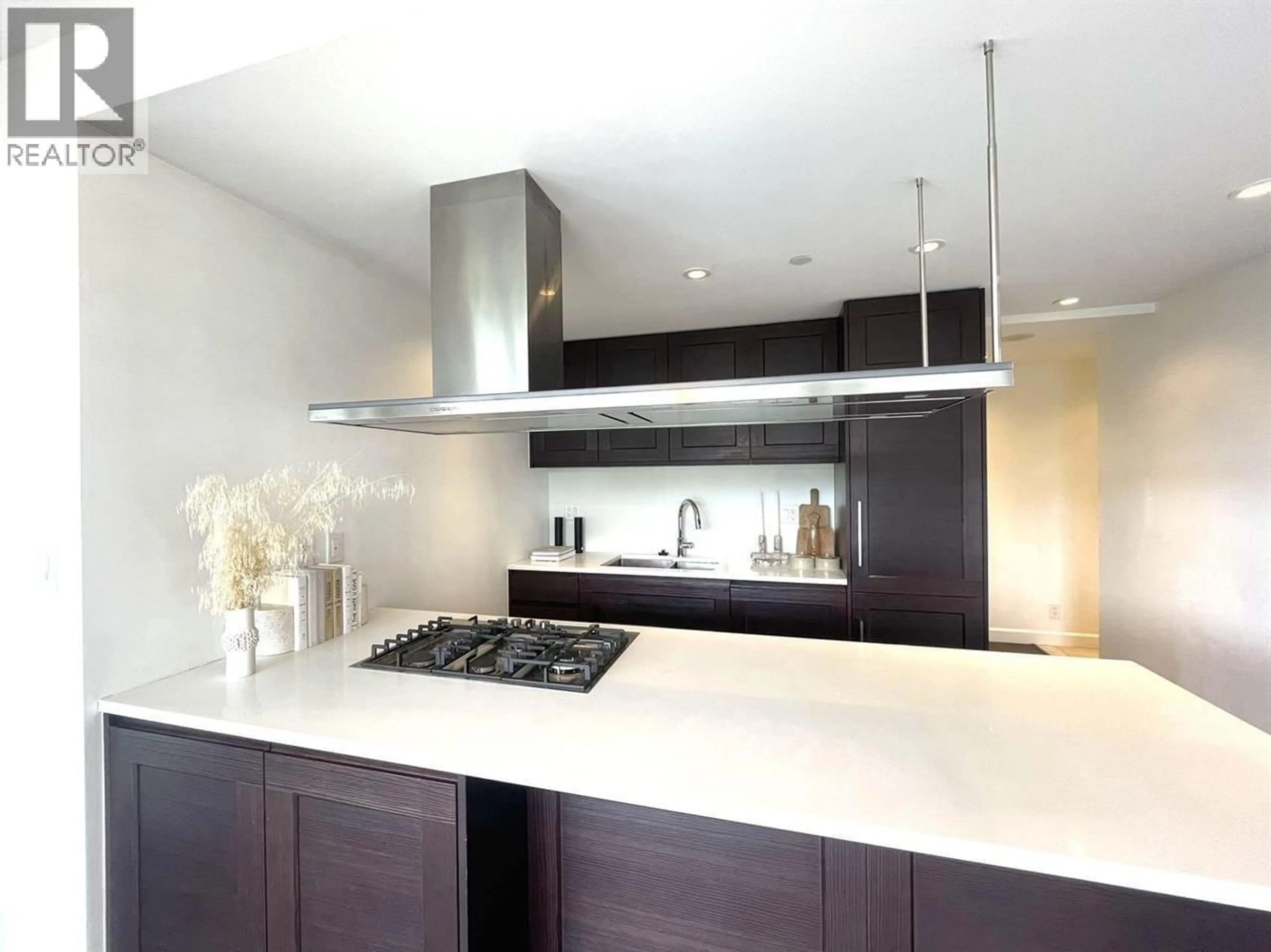 Contemporary kitchen, unknown for 1907 - 3355 BINNING ROAD, Vancouver British Columbia V6S0J1
