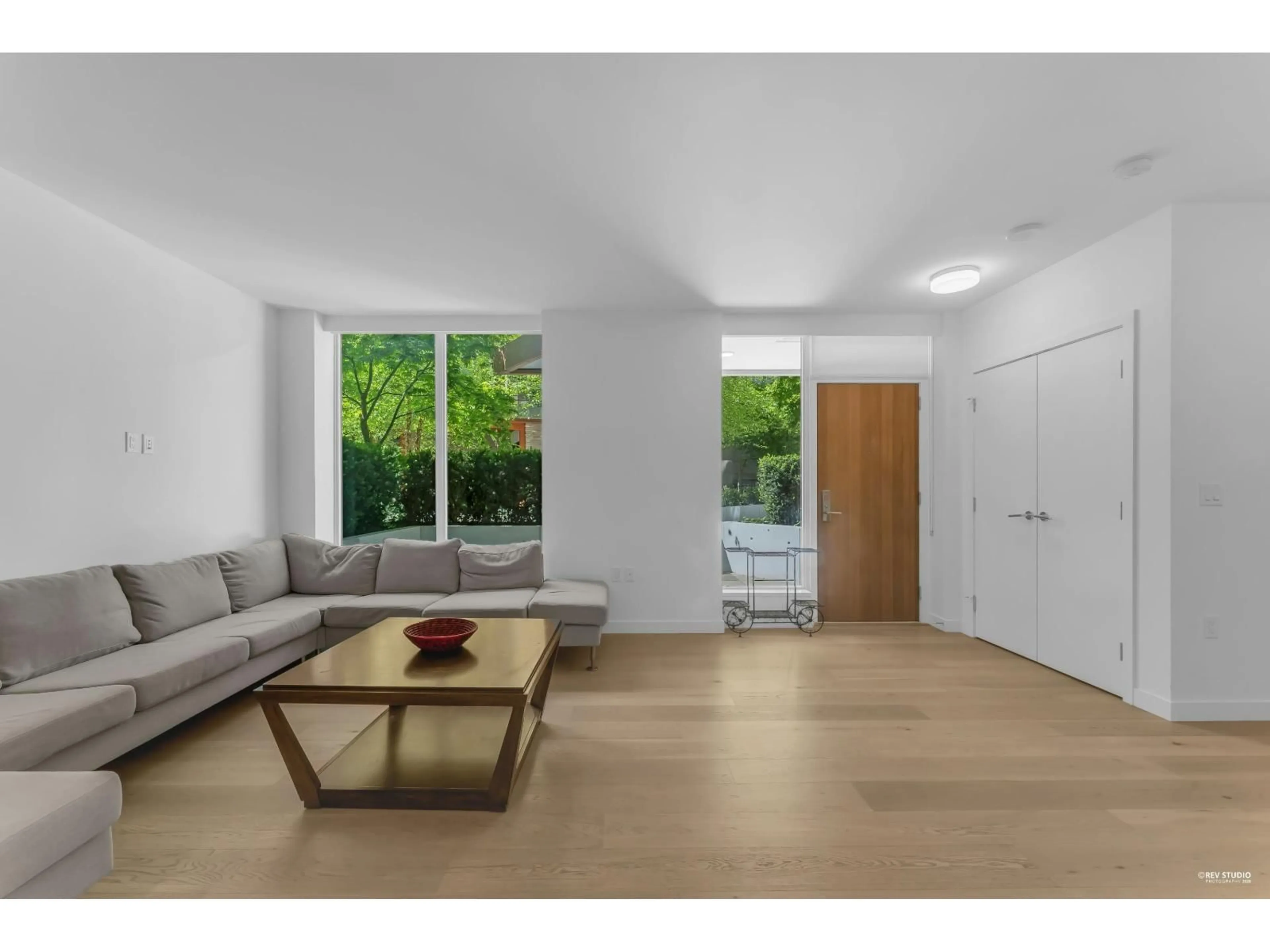Unknown for TH8 - 1439 GEORGE STREET, Surrey British Columbia V4B0B9
