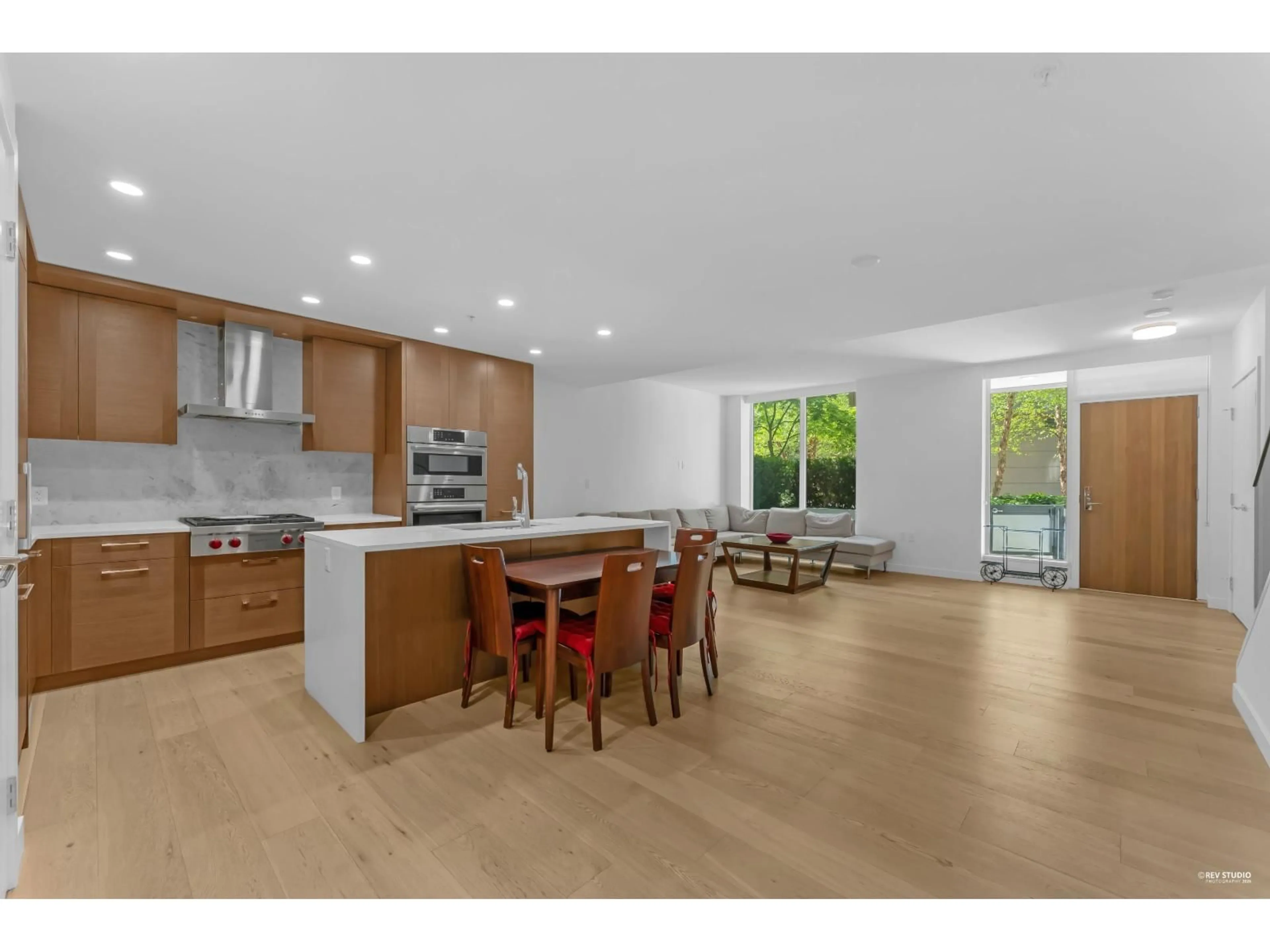 Open concept kitchen, unknown for TH8 - 1439 GEORGE STREET, Surrey British Columbia V4B0B9