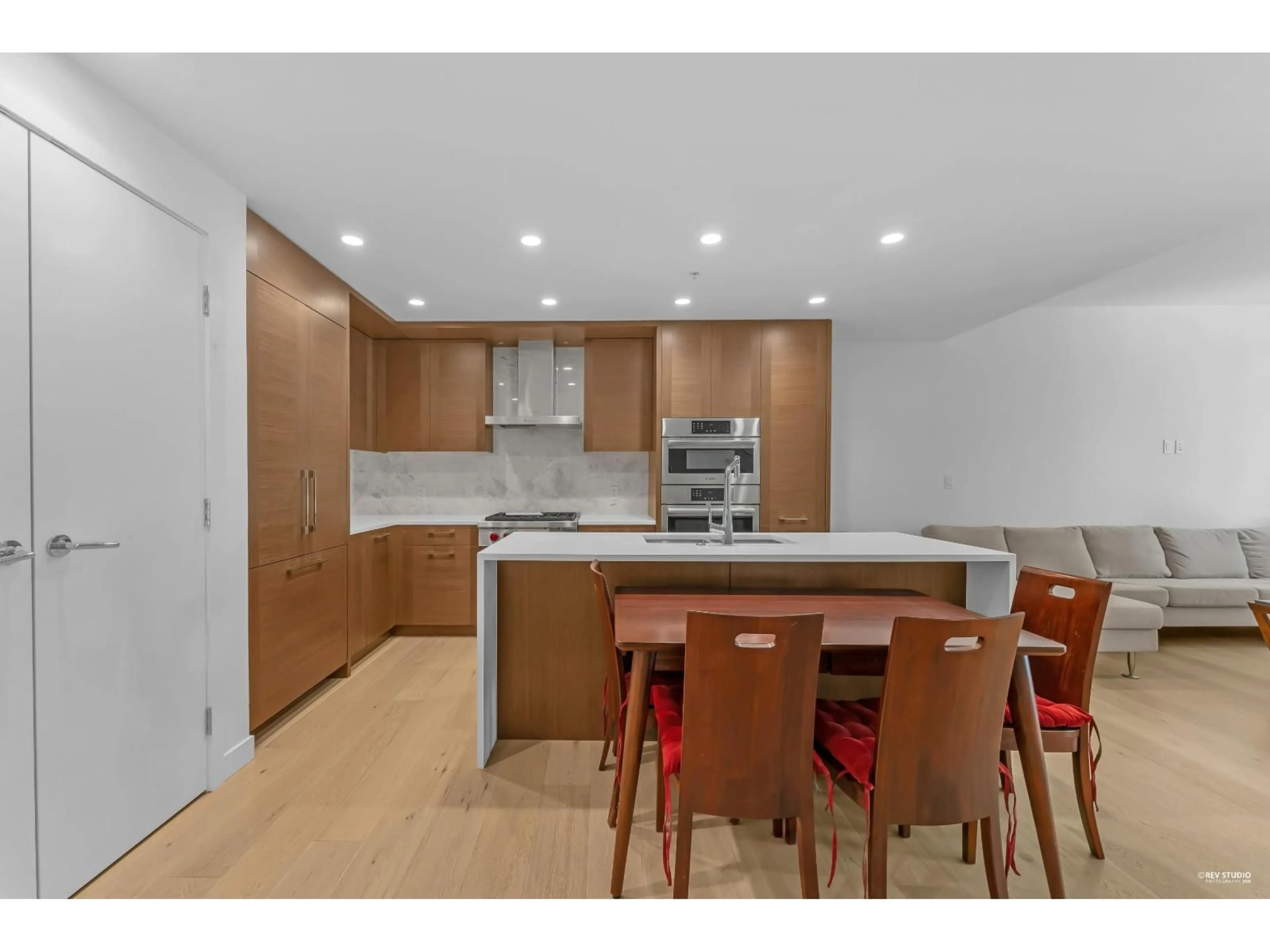 Open concept kitchen, unknown for TH8 - 1439 GEORGE STREET, Surrey British Columbia V4B0B9