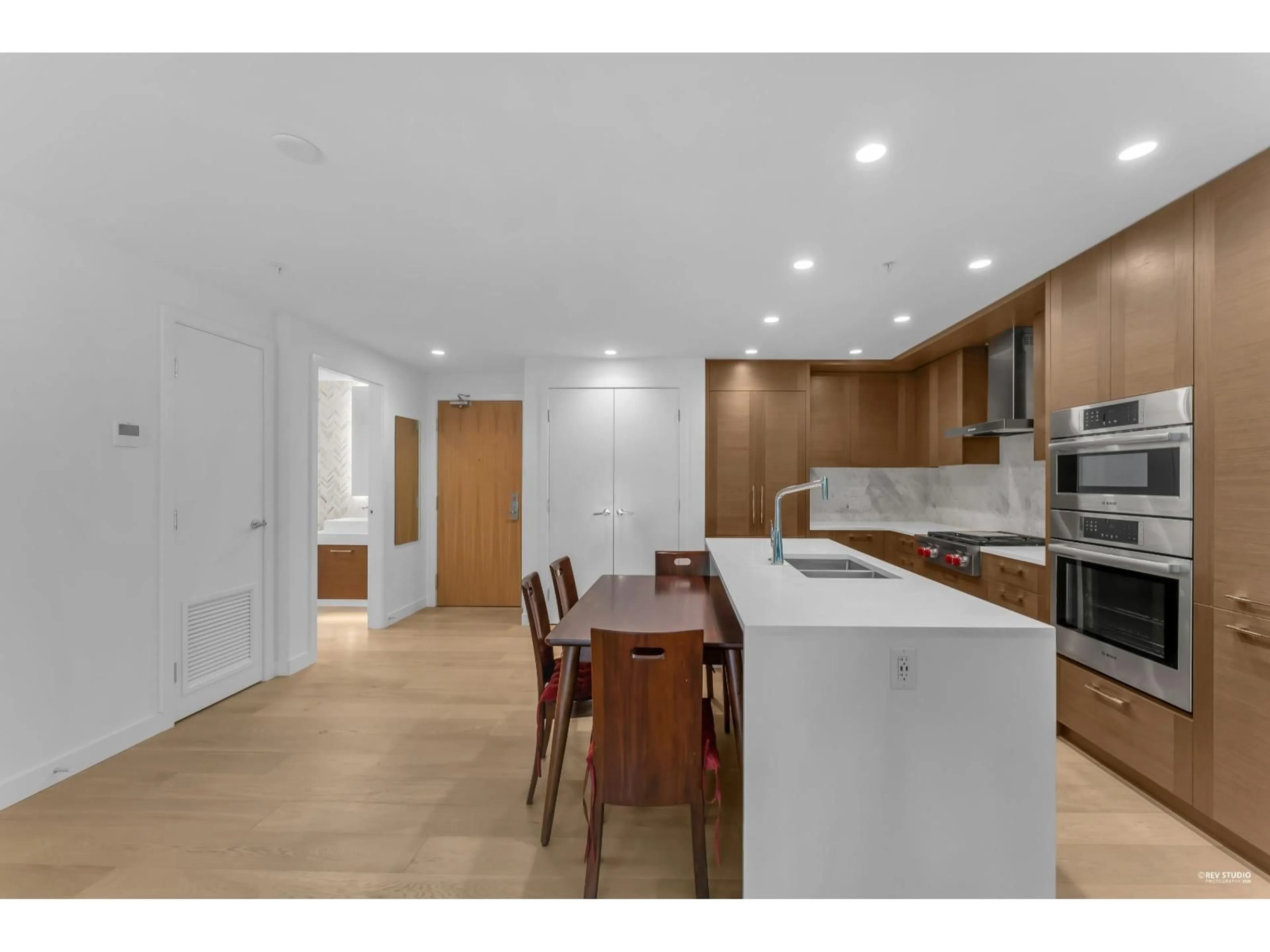 Open concept kitchen, unknown for TH8 - 1439 GEORGE STREET, Surrey British Columbia V4B0B9
