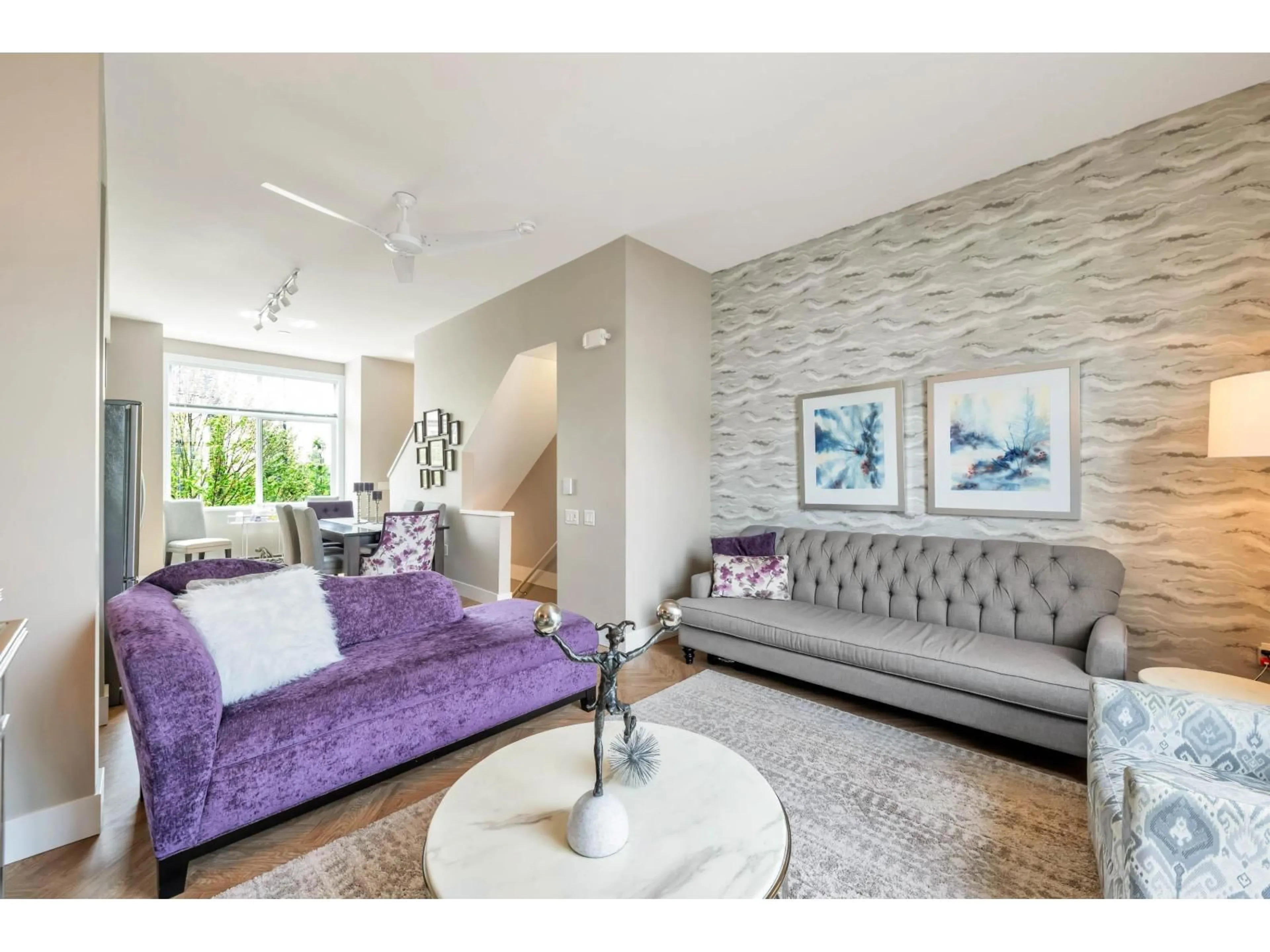 Living room with furniture, unknown for 3 - 17555 57A AVENUE, Surrey British Columbia V3S7V2