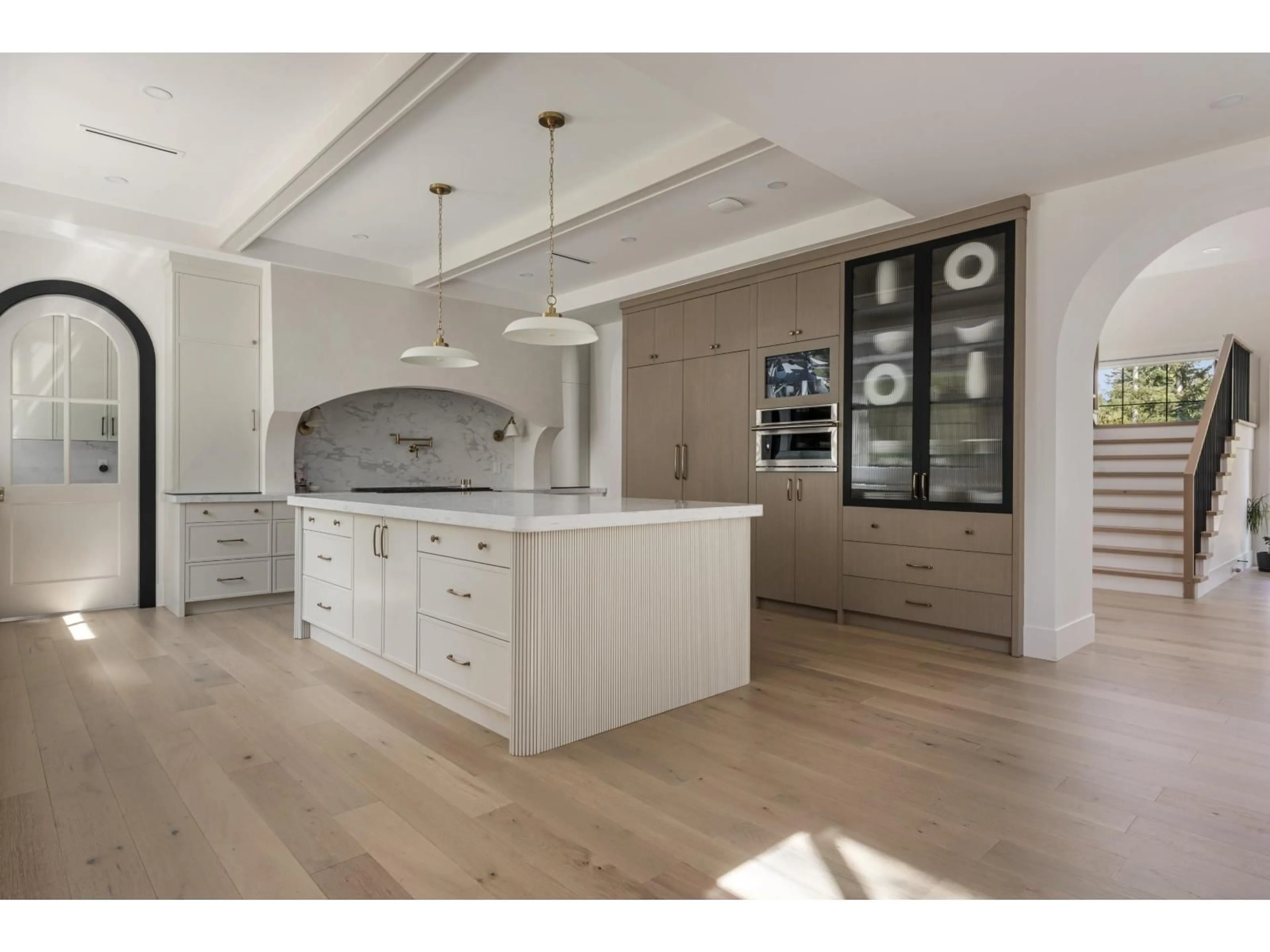 Open concept kitchen, unknown for 4121 205A STREET, Langley British Columbia V3A2A4