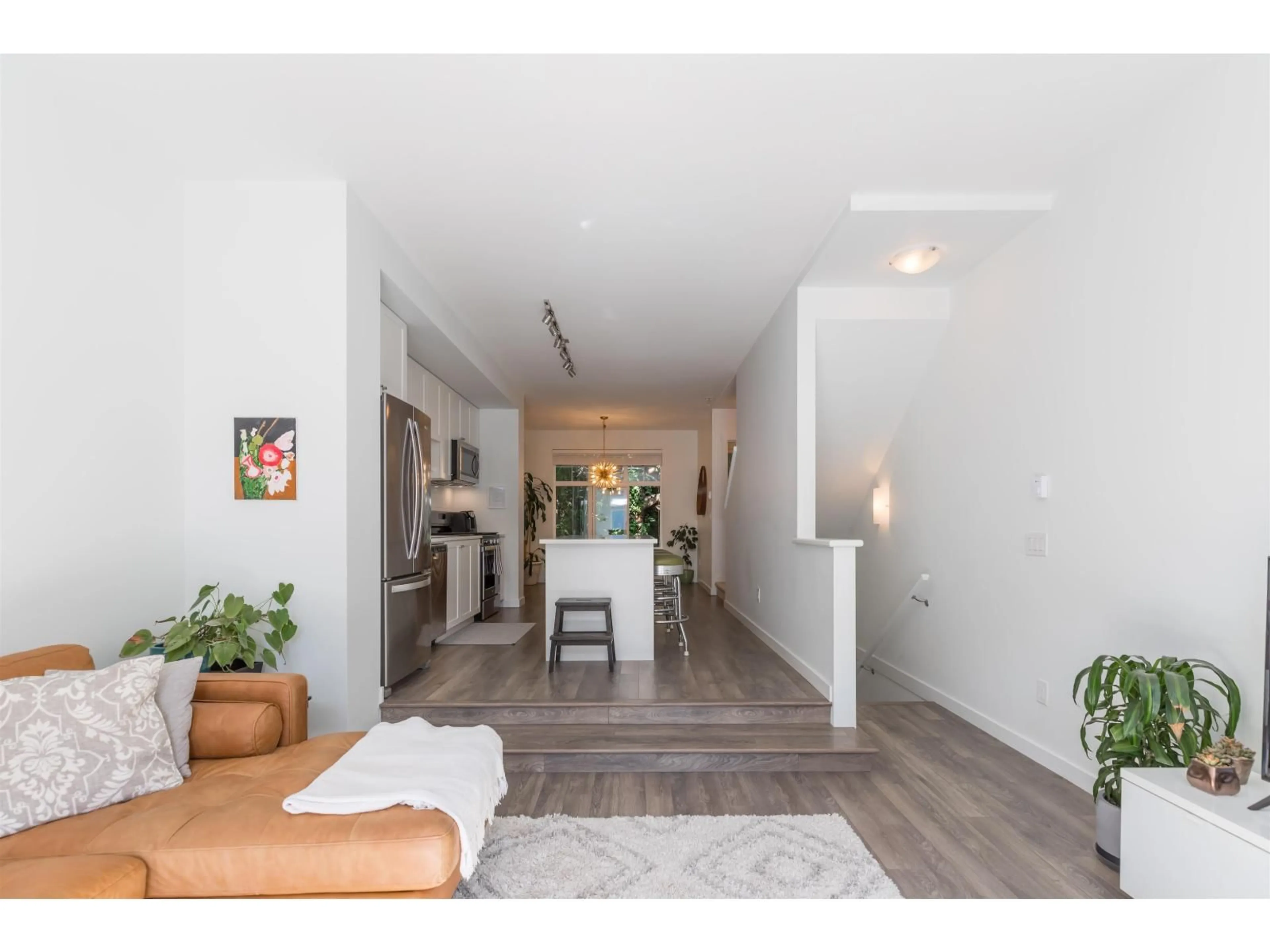 Indoor entryway for 80 - 158 171 STREET, Surrey British Columbia V3Z0X1